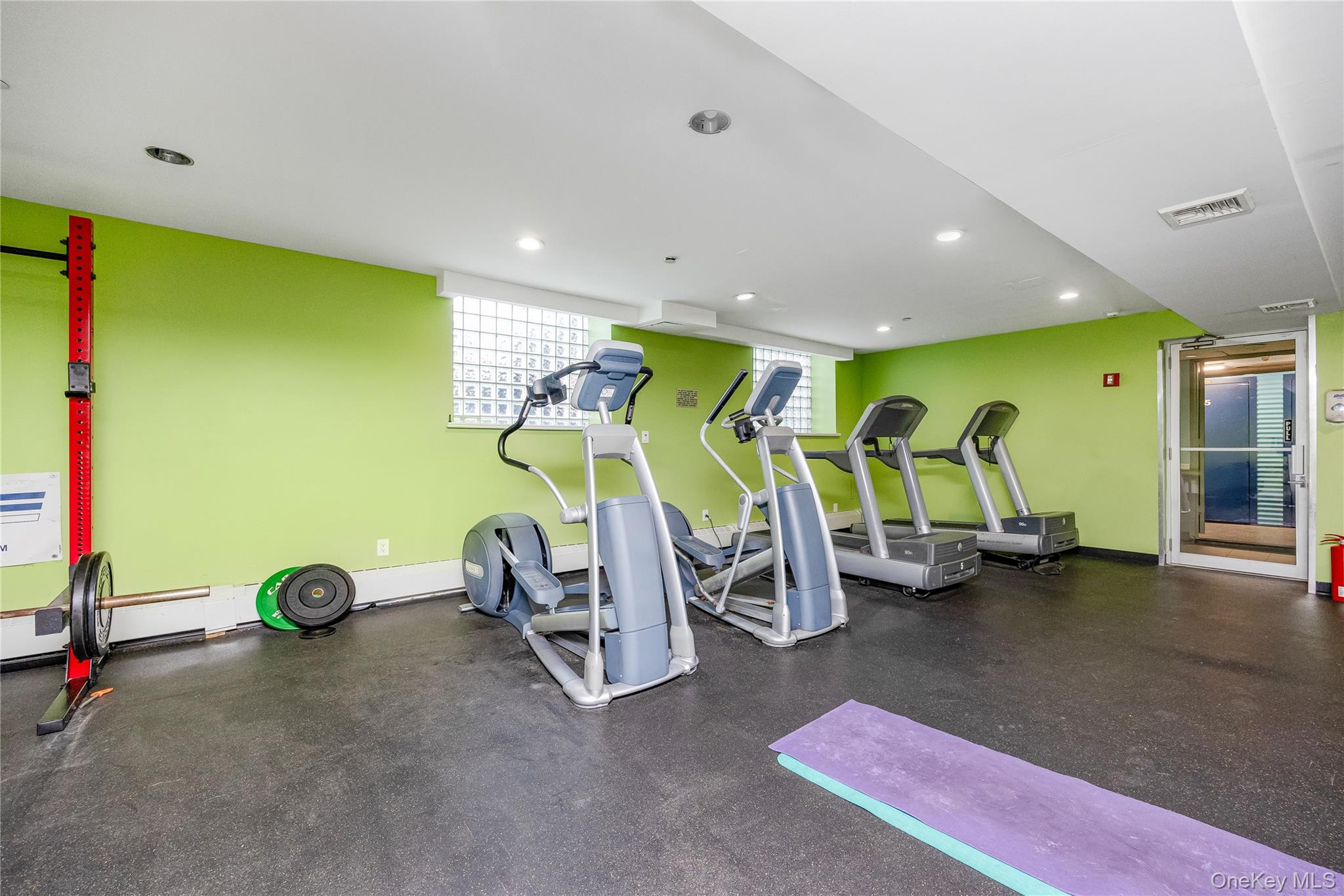 #17 photo, 25 W Broadway, ナッソー郡 Long Beach , NY 11561