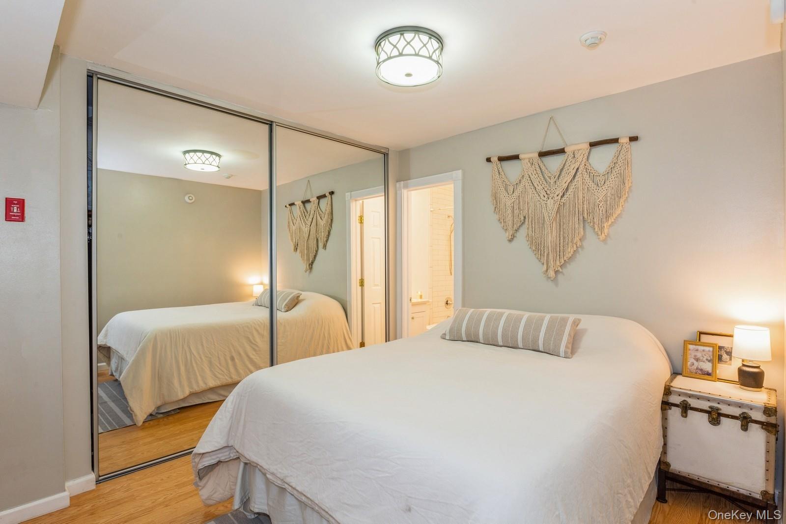 #11 photo, 19 Redwood Court, サフォーク郡 Coram , NY 11727