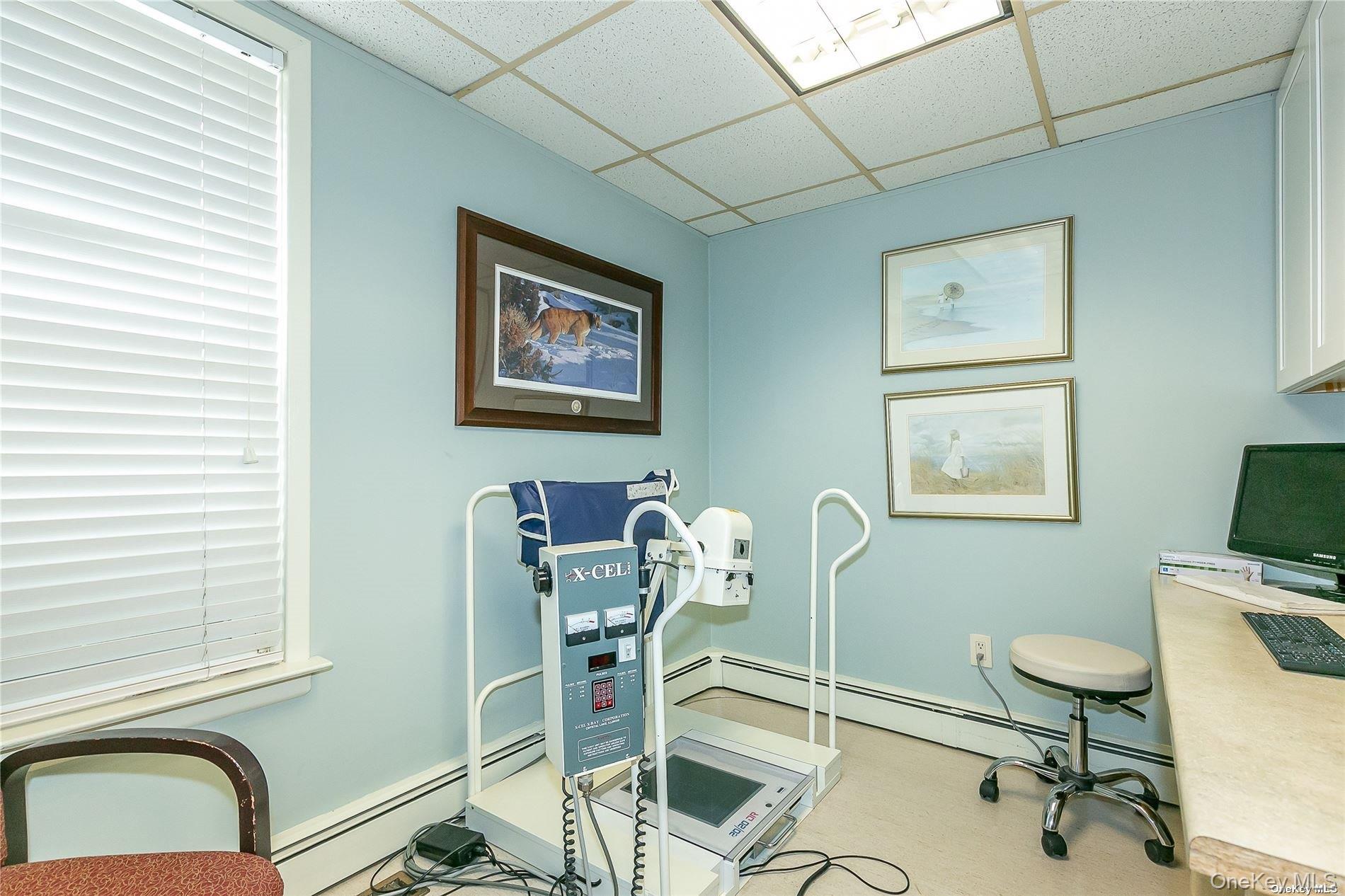 #12 photo, 188 W Main Street, Oyster Bay , NY 11771