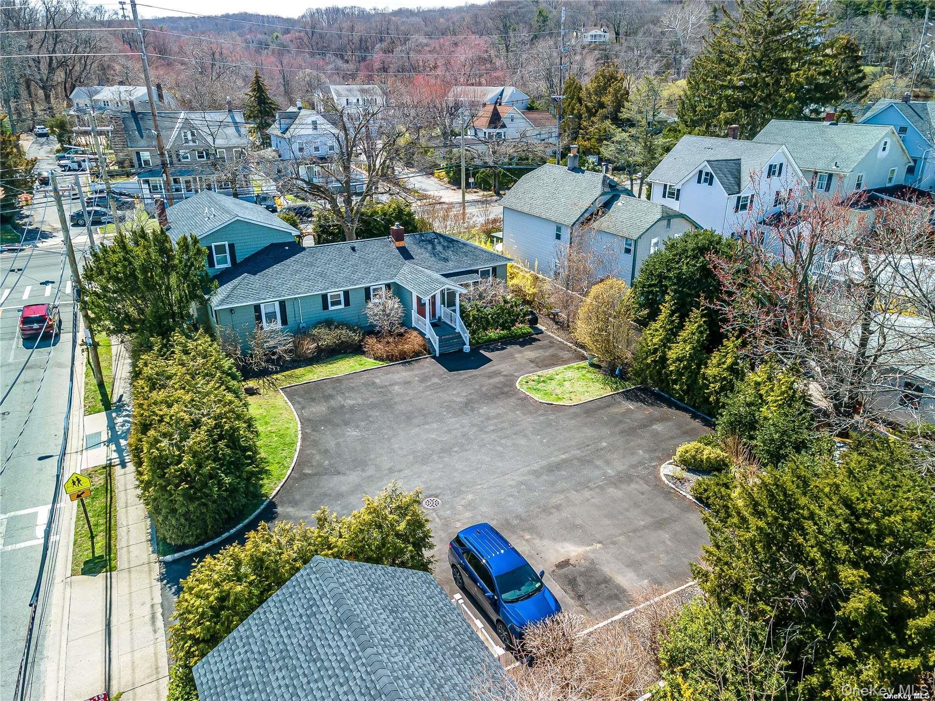 #4 photo, 188 W Main Street, Oyster Bay , NY 11771