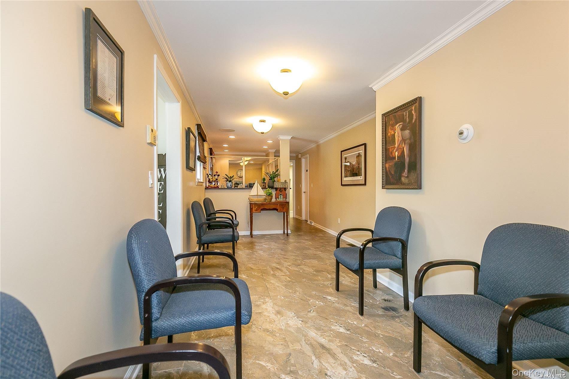 #8 photo, 188 W Main Street, Oyster Bay , NY 11771