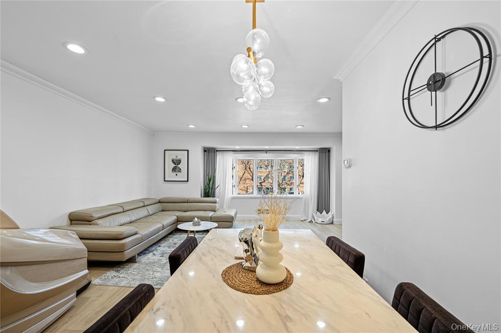 #3 photo, 208-22 26th Avenue, クイーンズ区 Bayside , NY 11360