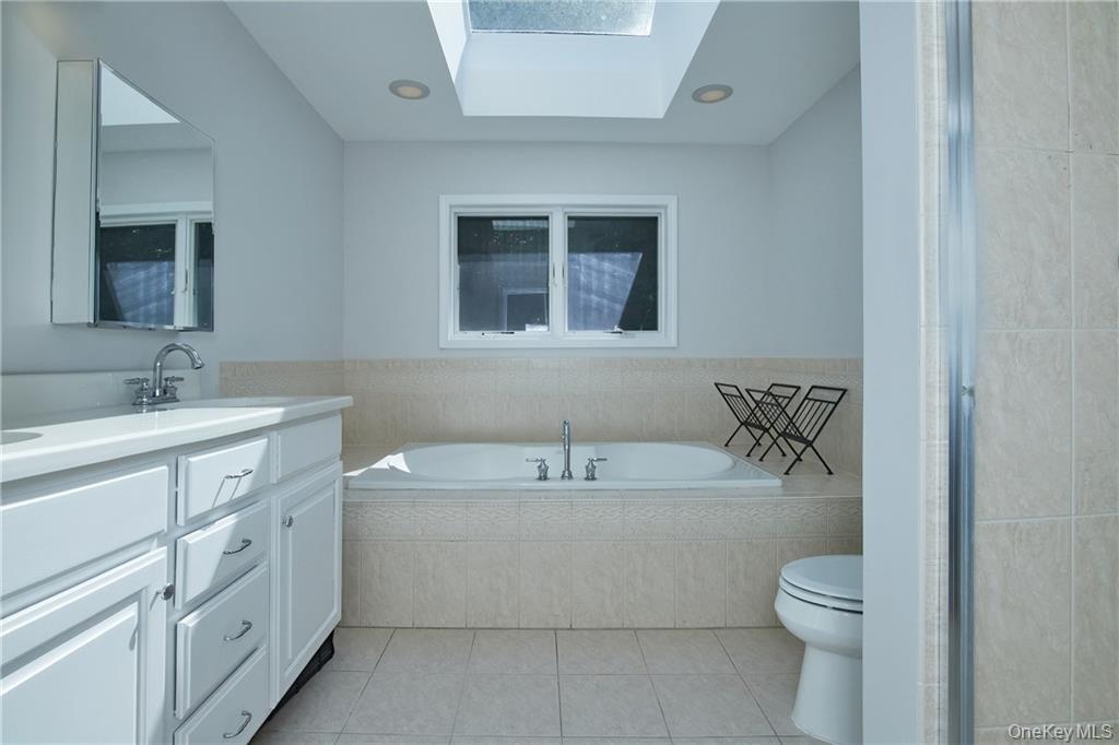 #18 photo, 113 Carlton Road, Suffern , NY 10901