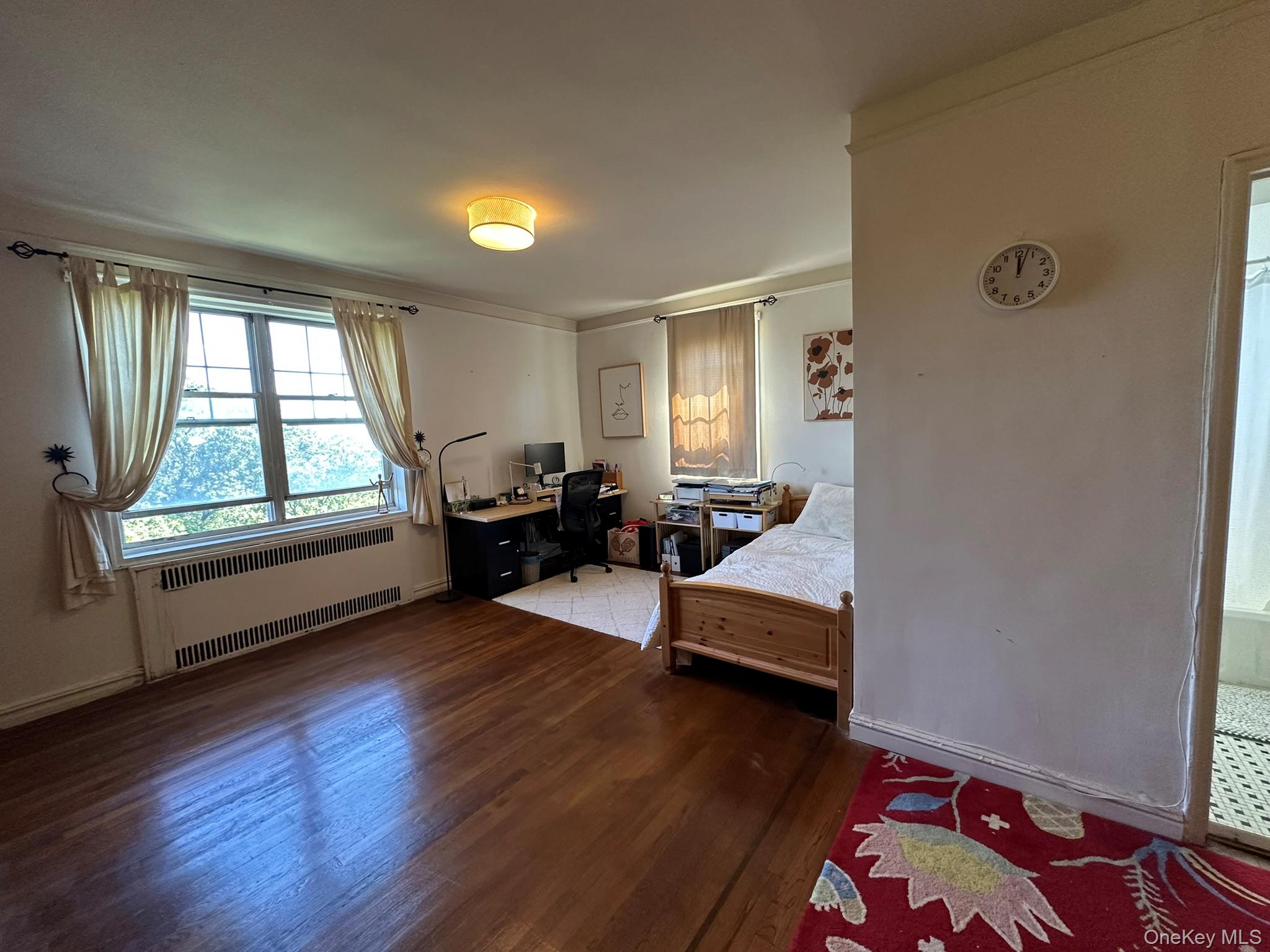 #15 photo, 77-15 113th Street, Forest Hills , NY 11375