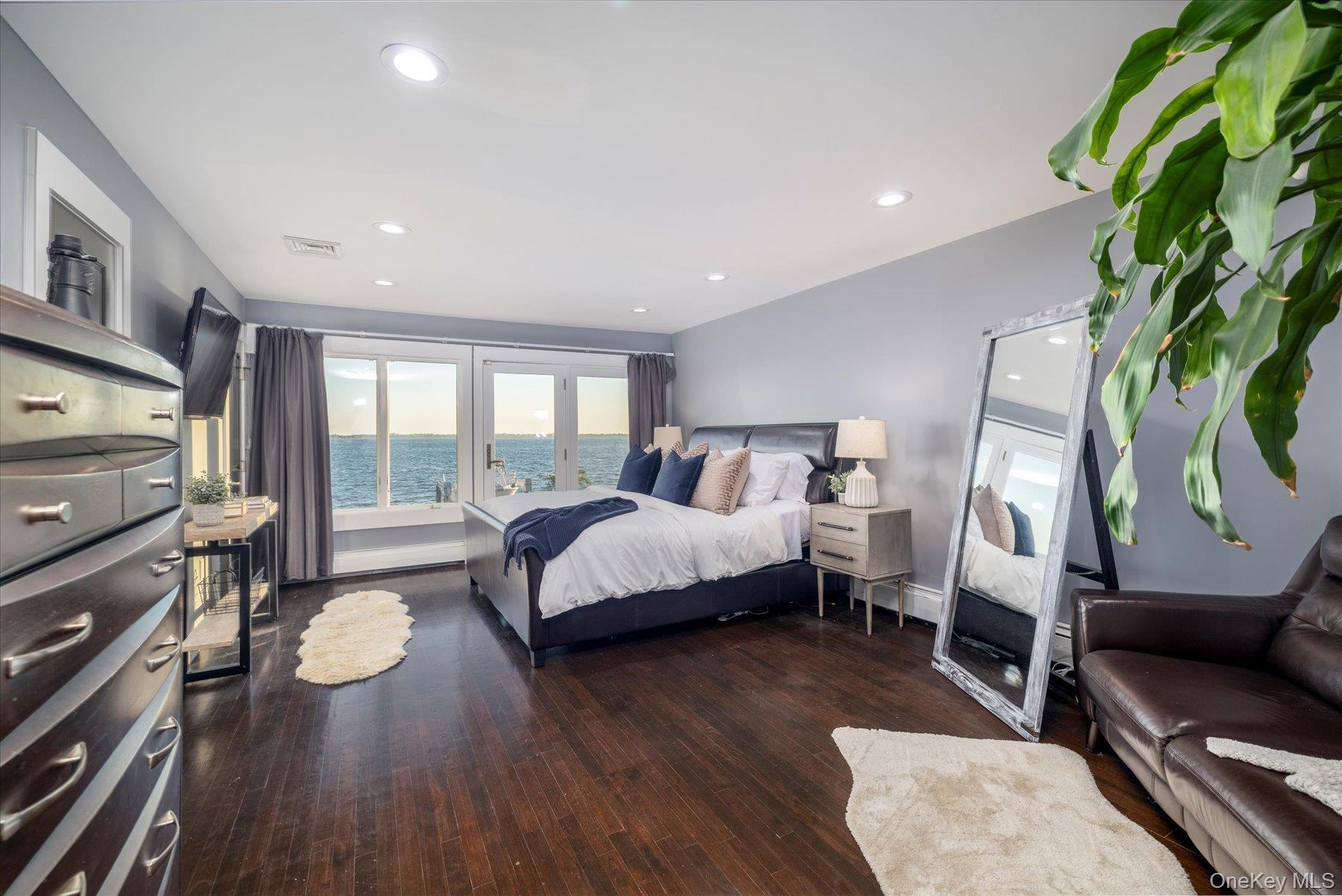 #18 photo, 3600 Bertha Drive, ナッソー郡 Baldwin Harbor , NY 11510