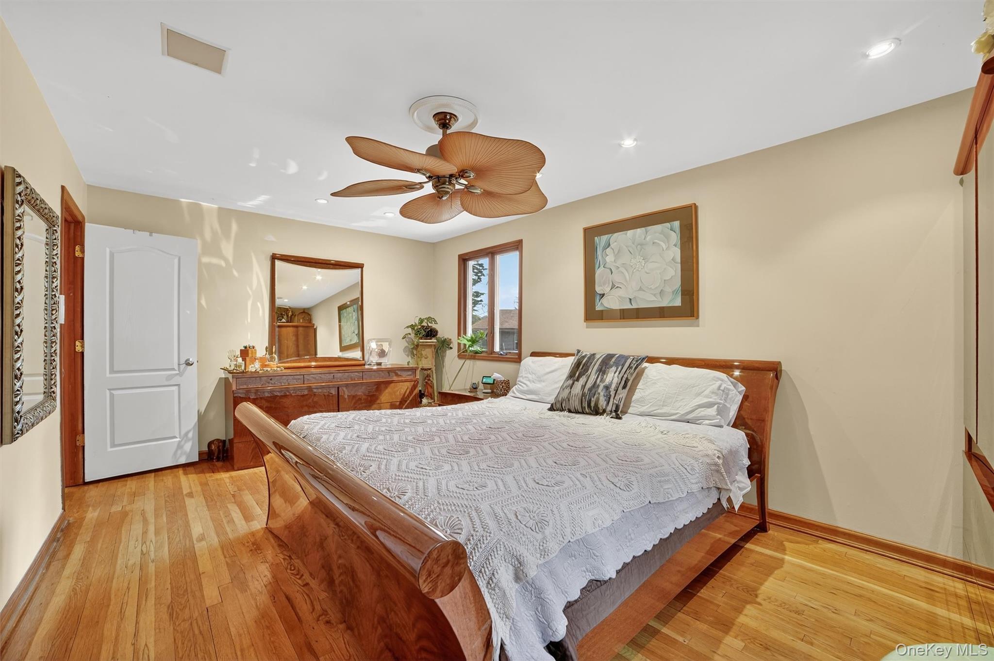 #16 photo, 1 Overhill Road, Elmsford , NY 10523