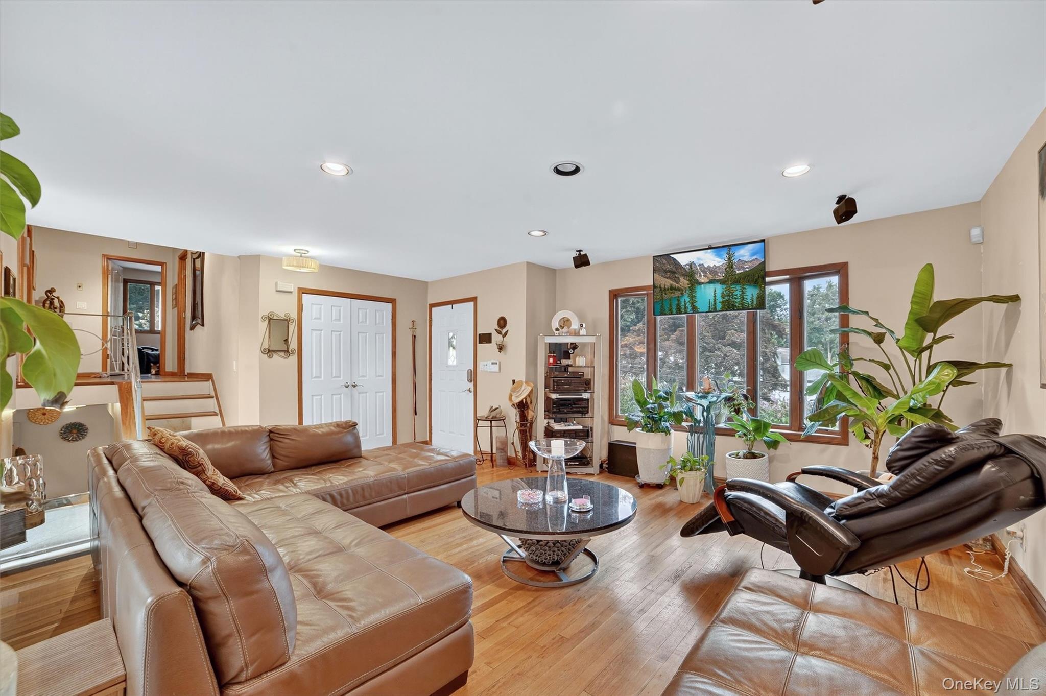 #5 photo, 1 Overhill Road, Elmsford , NY 10523