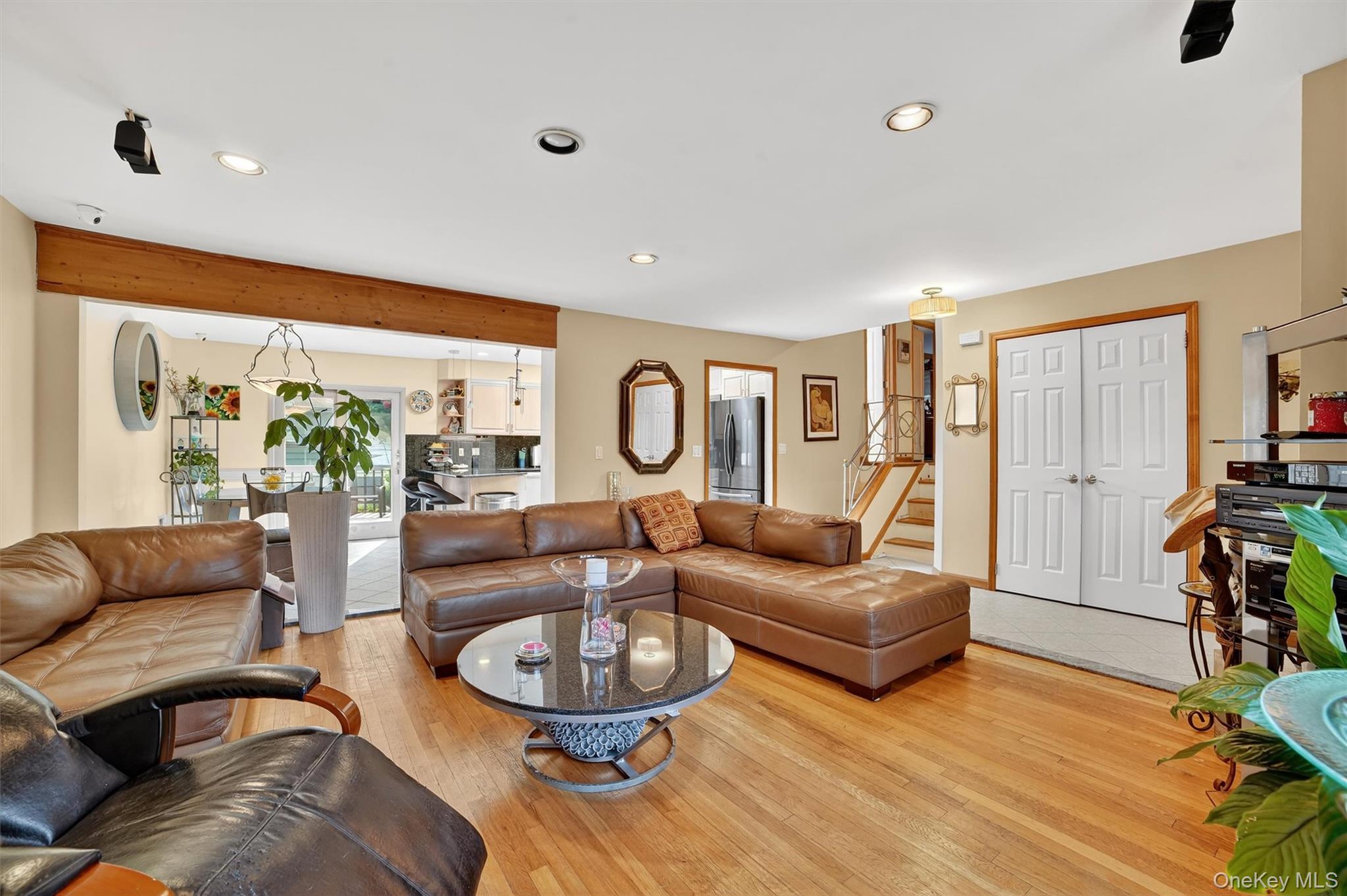 #7 photo, 1 Overhill Road, Elmsford , NY 10523