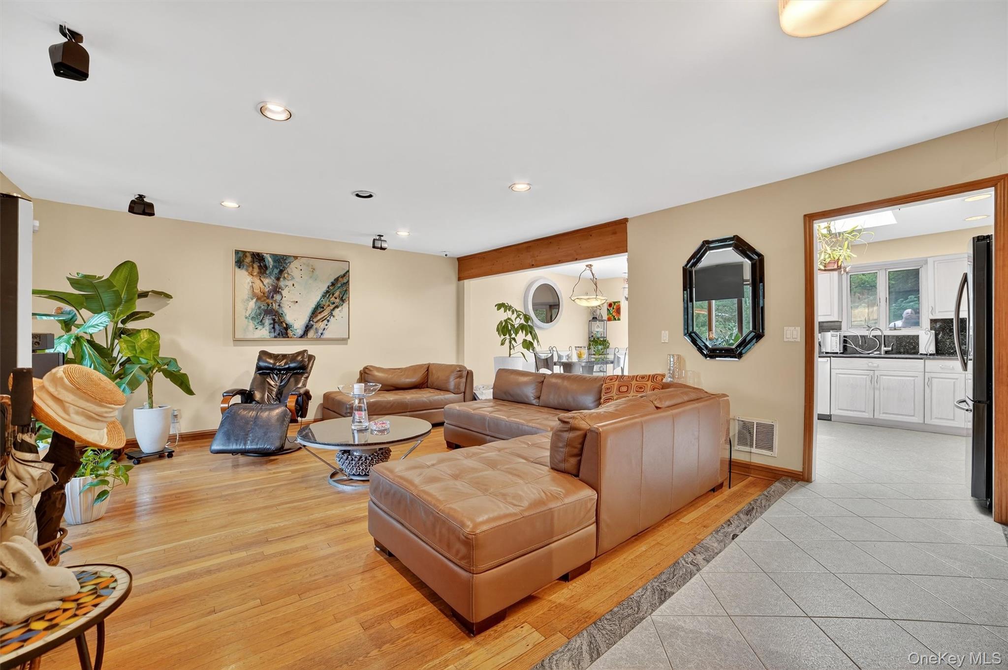 #8 photo, 1 Overhill Road, Elmsford , NY 10523