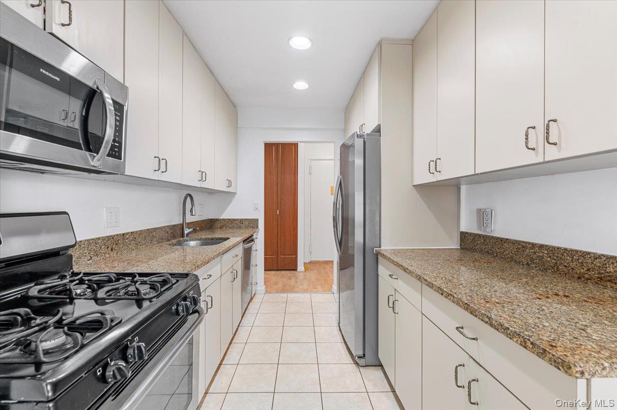 #4 photo, 666 Shore Road, ナッソー郡 Long Beach , NY 11561