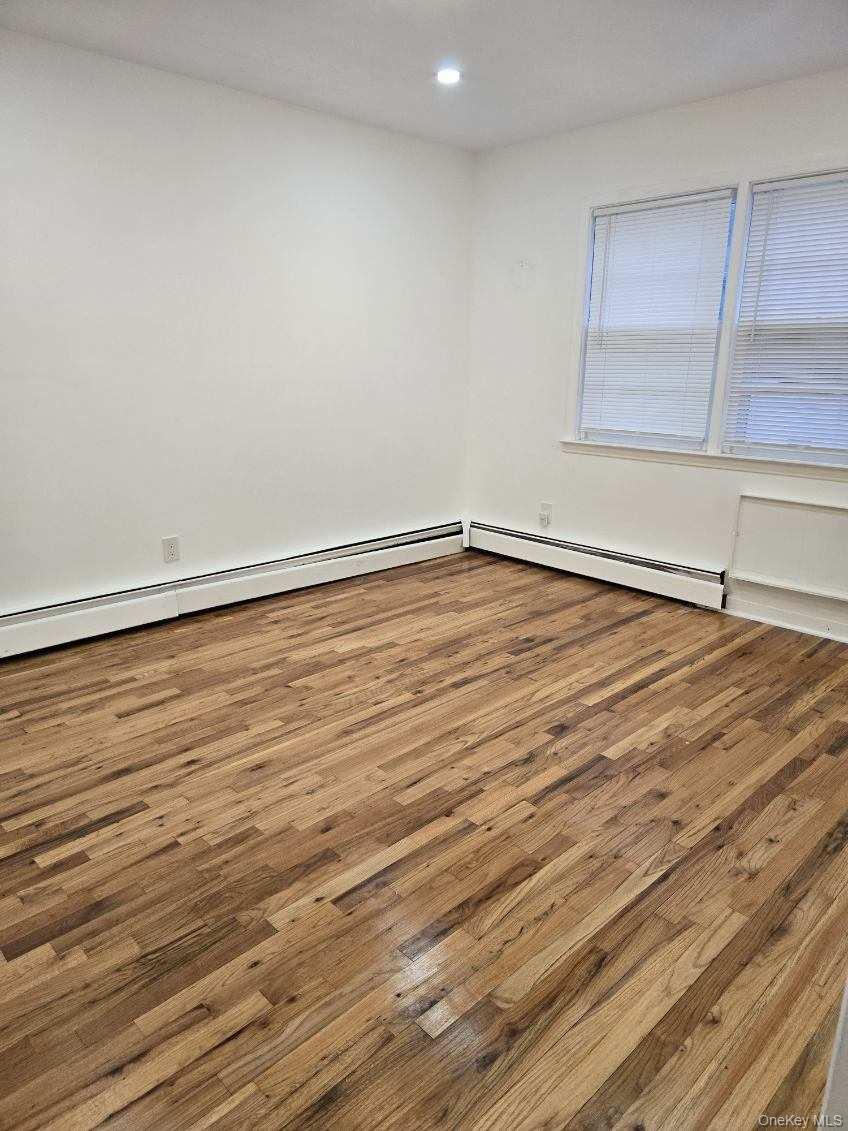 #20 photo, 3412 192nd Street, クイーンズ区 Flushing , NY 11358