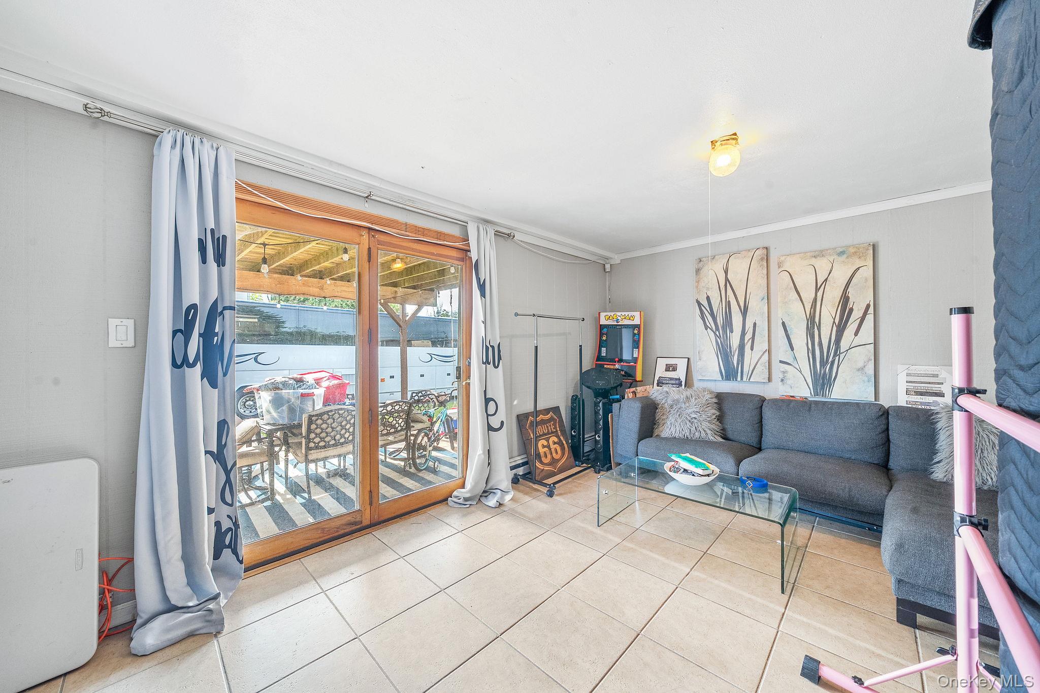 #10 photo, 1 Ozone Place, ナッソー郡 Massapequa , NY 11758