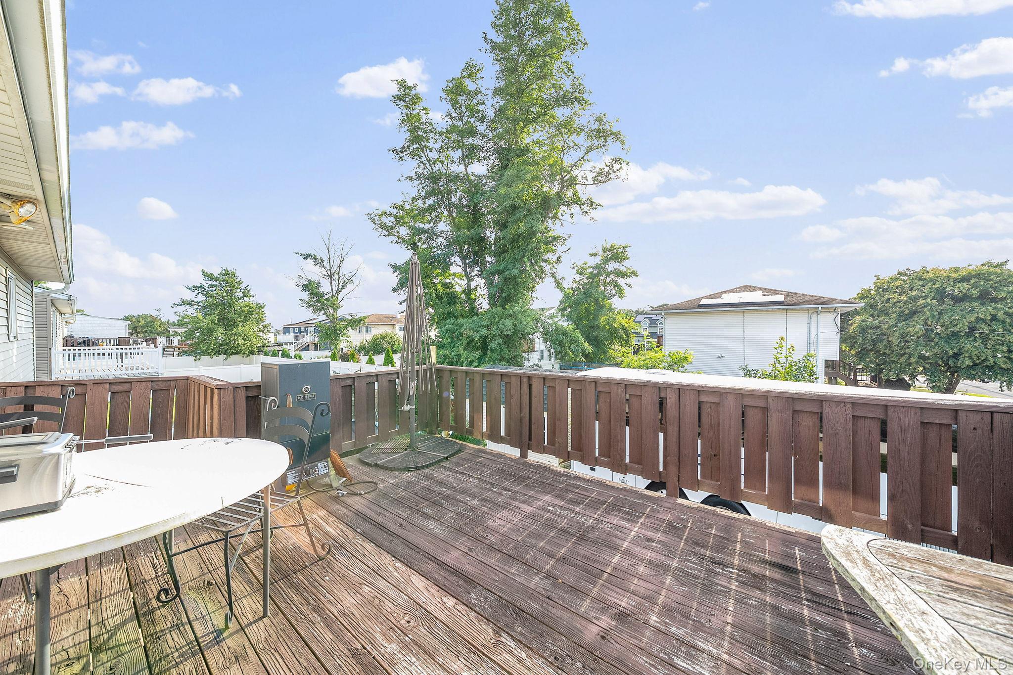 #13 photo, 1 Ozone Place, ナッソー郡 Massapequa , NY 11758