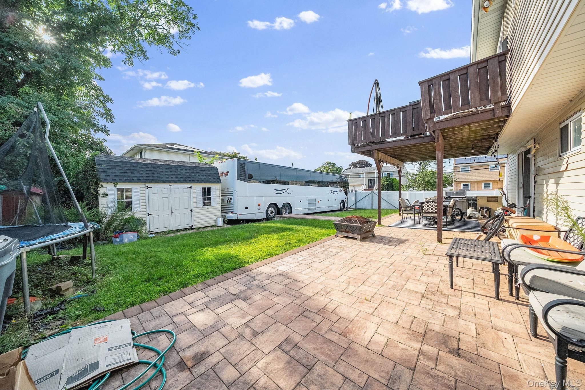 #15 photo, 1 Ozone Place, ナッソー郡 Massapequa , NY 11758