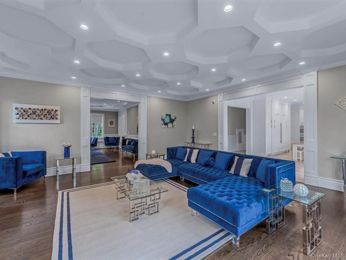 #11 photo, 1 Harriman Drive, ナッソー郡 Sands Point , NY 11050