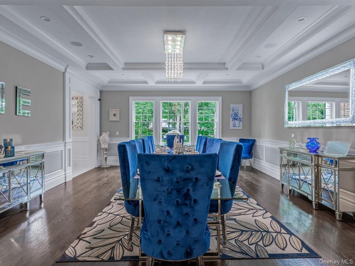 #13 photo, 1 Harriman Drive, ナッソー郡 Sands Point , NY 11050