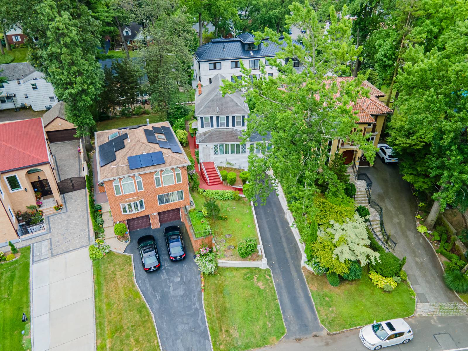 #14 photo, 195-12 McLaughlin Ave, クイーンズ区 Holliswood , NY 11423