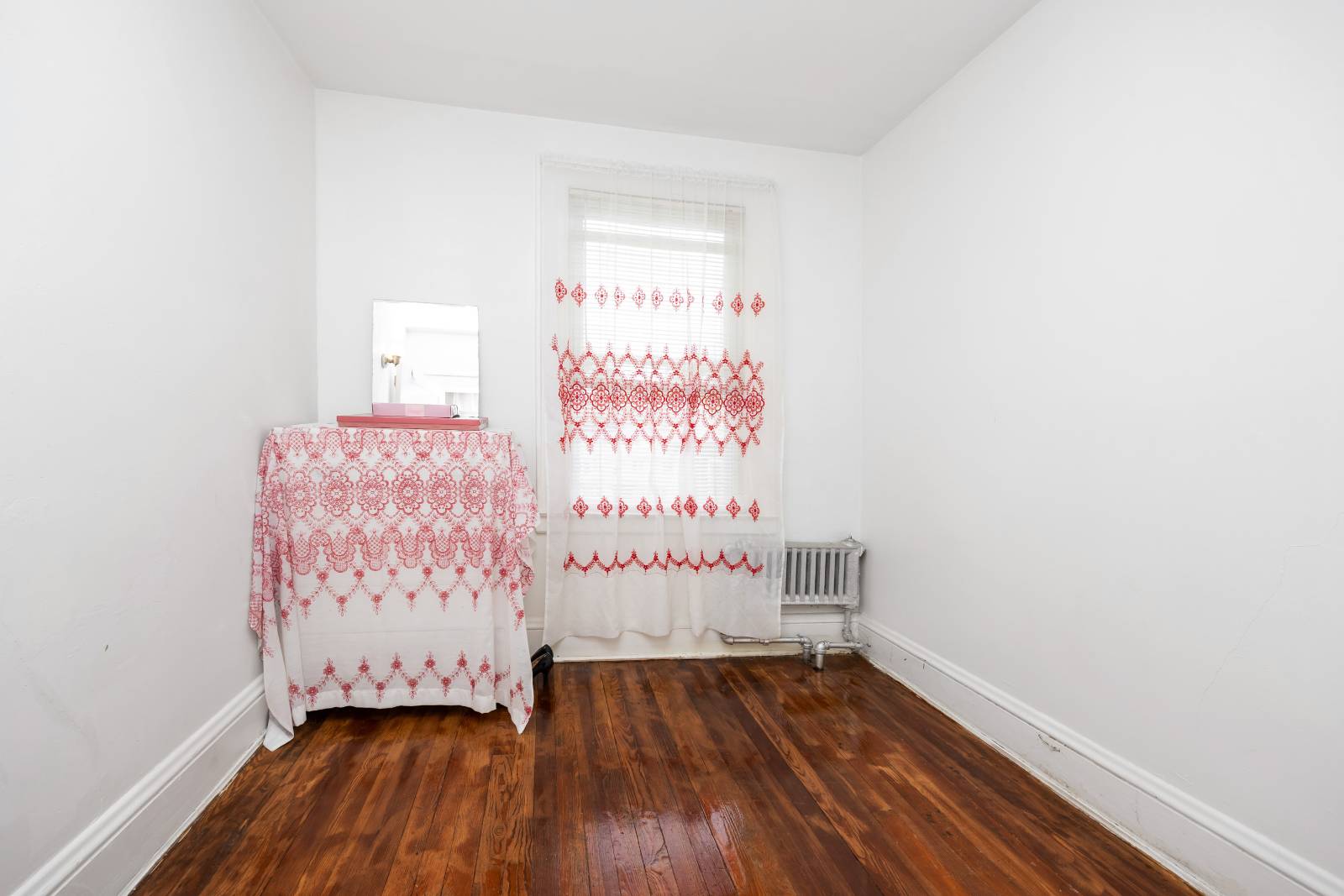 #29 photo, 195-12 McLaughlin Ave, クイーンズ区 Holliswood , NY 11423