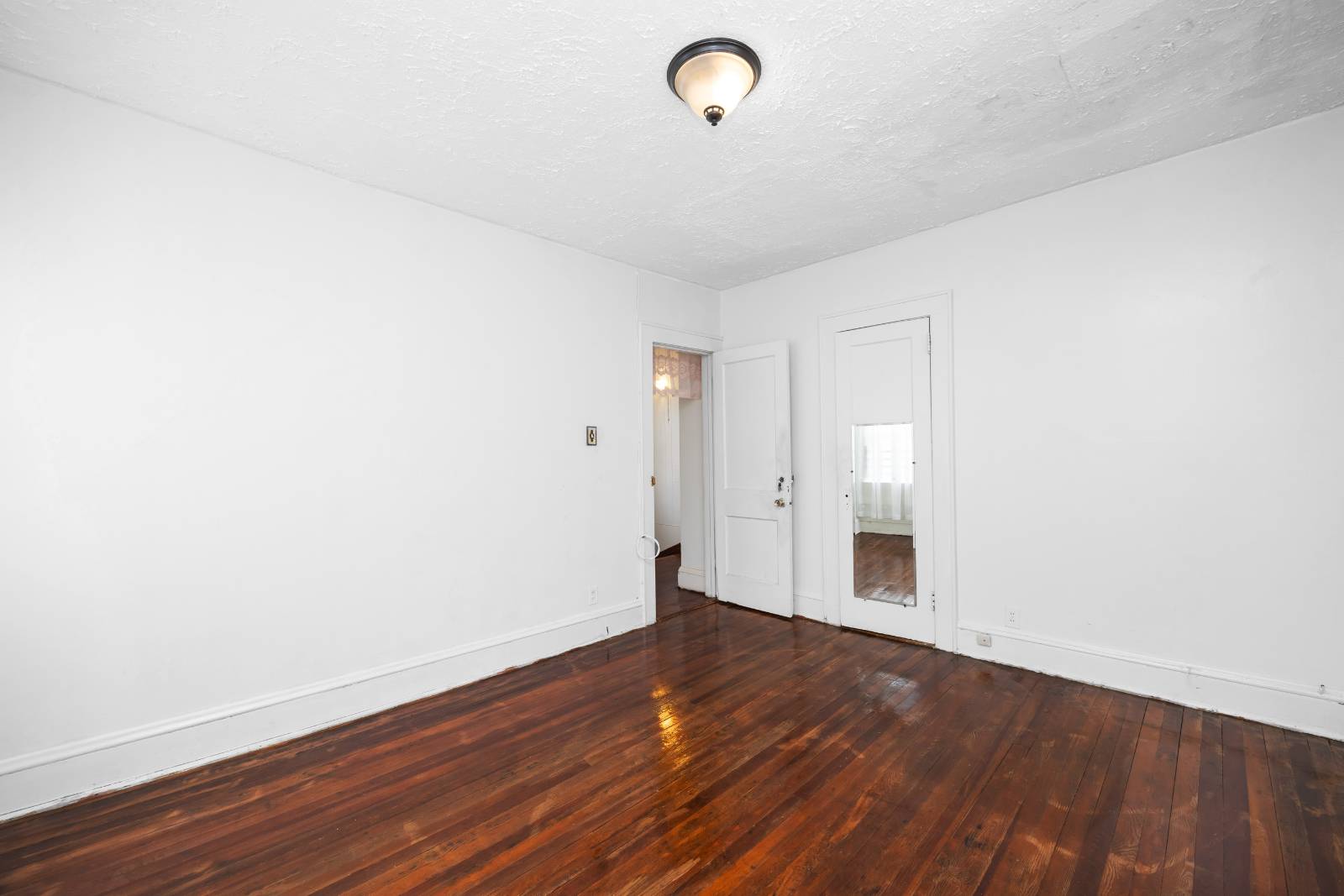 #31 photo, 195-12 McLaughlin Ave, クイーンズ区 Holliswood , NY 11423