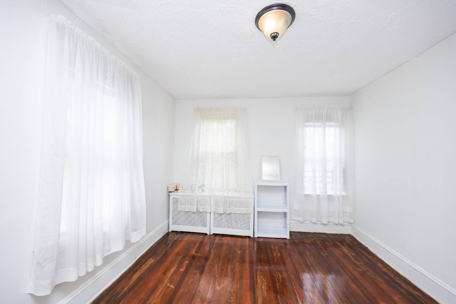 #32 photo, 195-12 McLaughlin Ave, クイーンズ区 Holliswood , NY 11423