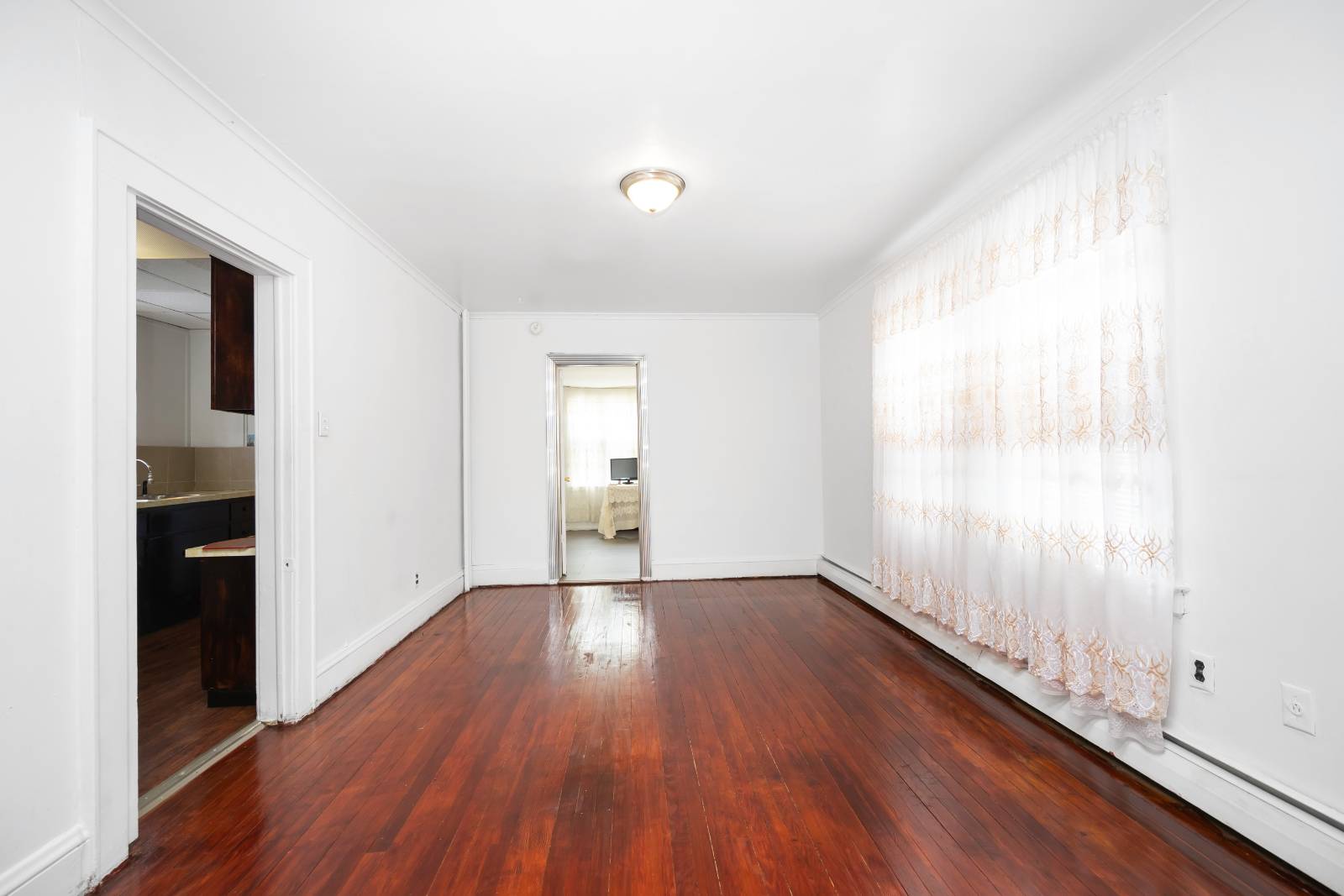 #49 photo, 195-12 McLaughlin Ave, クイーンズ区 Holliswood , NY 11423