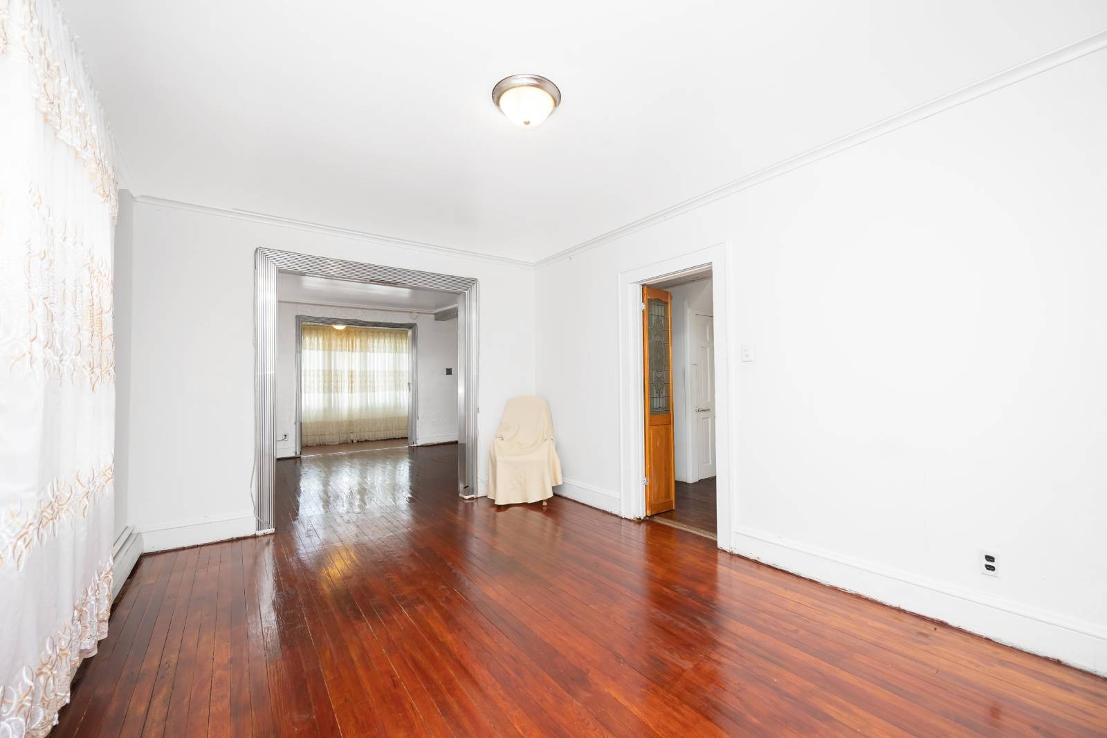 #51 photo, 195-12 McLaughlin Ave, クイーンズ区 Holliswood , NY 11423