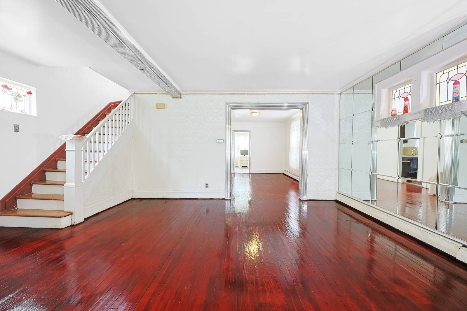 #54 photo, 195-12 McLaughlin Ave, クイーンズ区 Holliswood , NY 11423