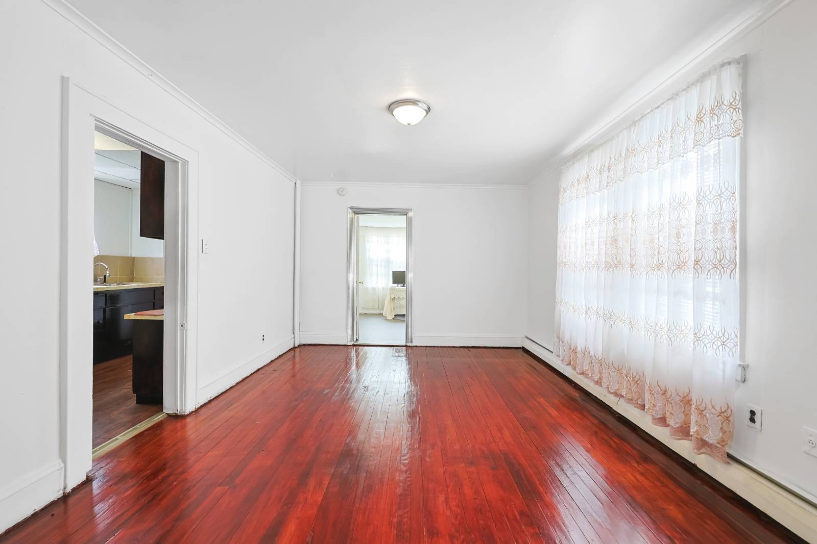 #58 photo, 195-12 McLaughlin Ave, クイーンズ区 Holliswood , NY 11423