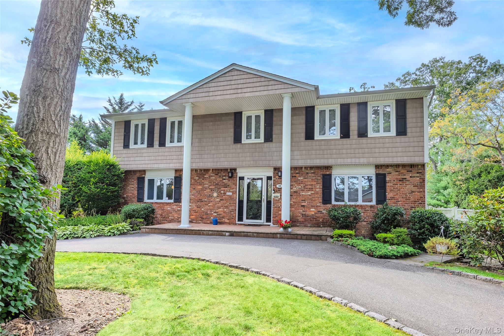 #1 photo, 36 Southwick Court, Plainview , NY 11803