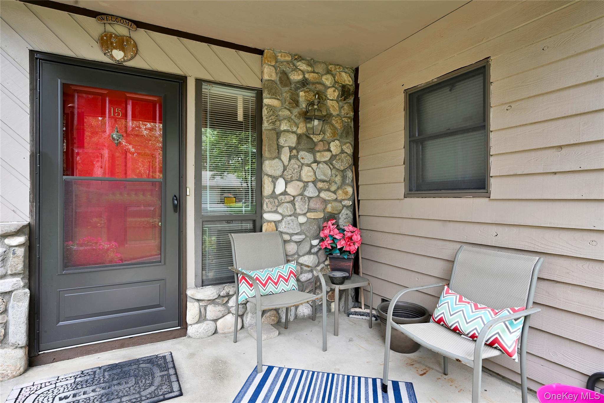 #2 photo, 15 Hastings Drive, サフォーク郡 Ridge , NY 11961