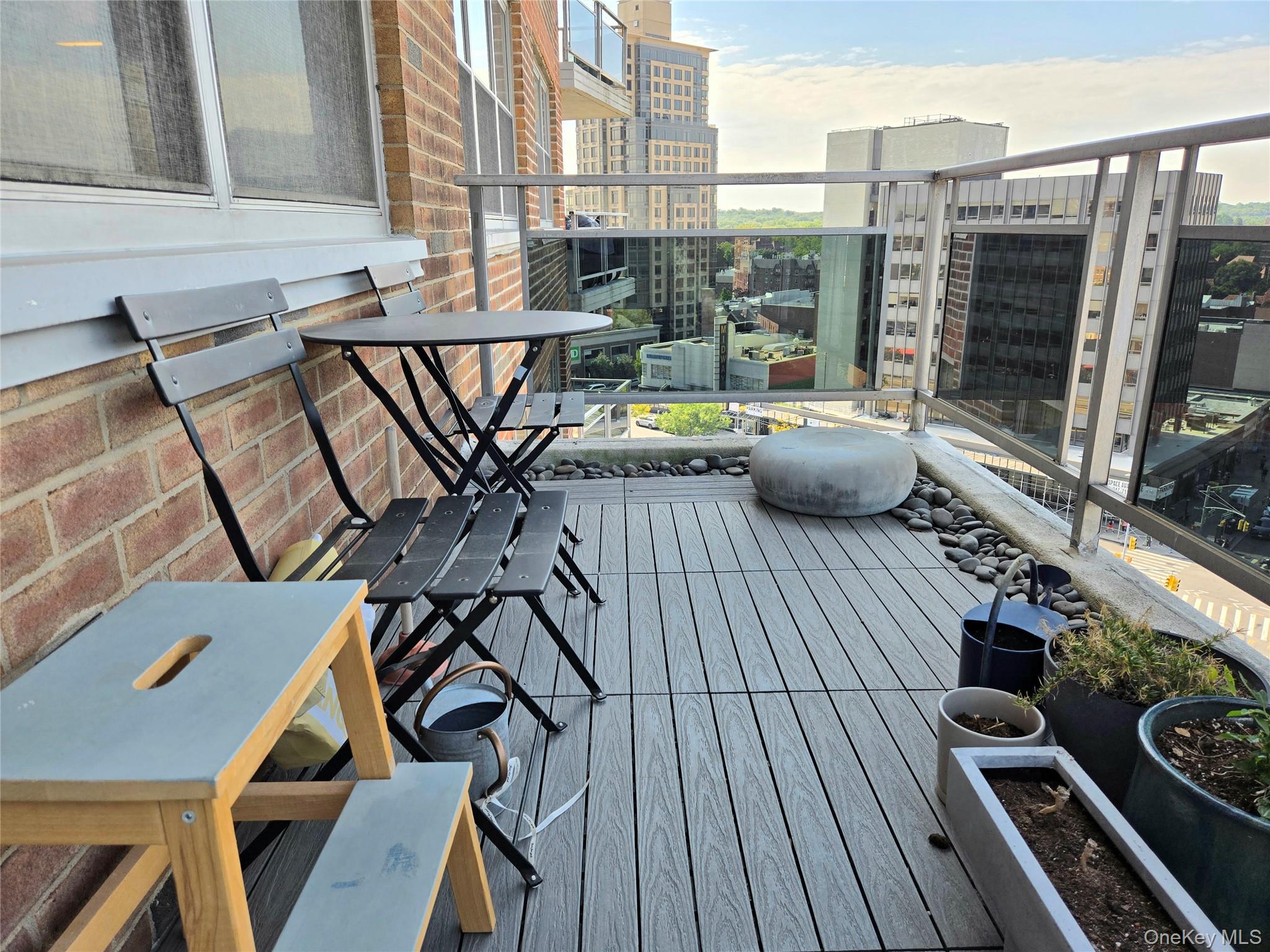 #16 photo, 70-31 108th Street, クイーンズ区 Forest Hills , NY 11375