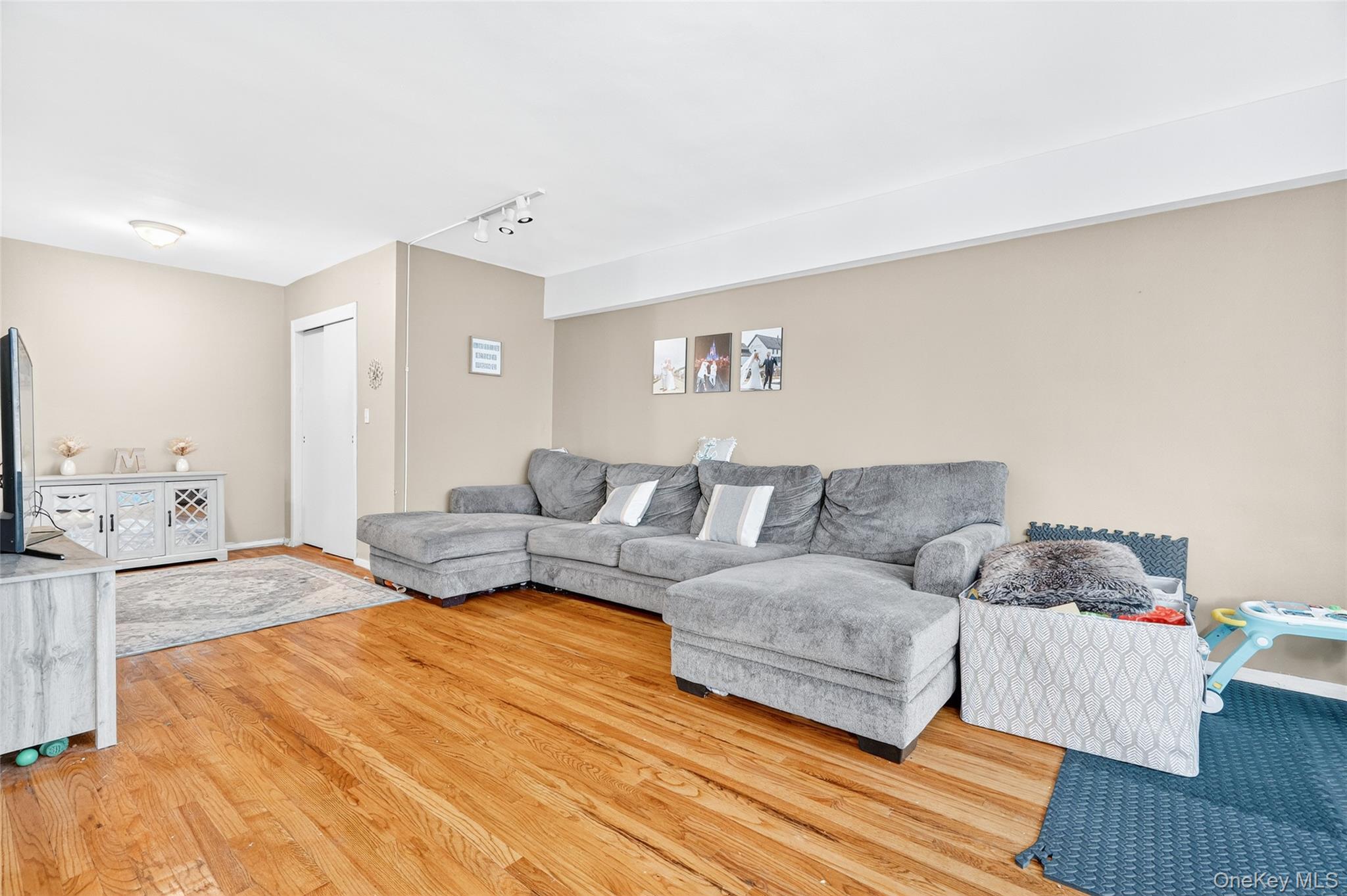 #16 photo, 120 E Hartsdale Avenue, Hartsdale , NY 10530