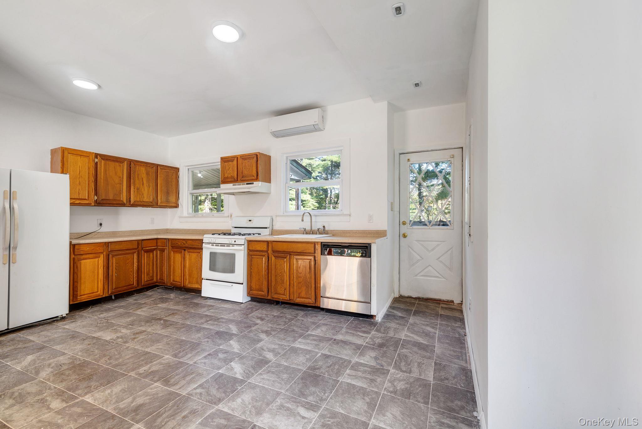 #10 photo, 1463 Briscoe Road, Swan Lake , NY 12783