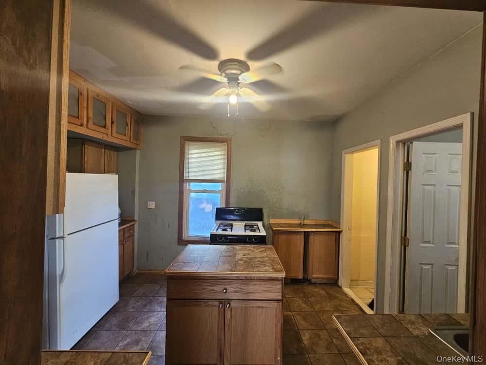 #15 photo, 9 Genung Street, Middletown , NY 10940