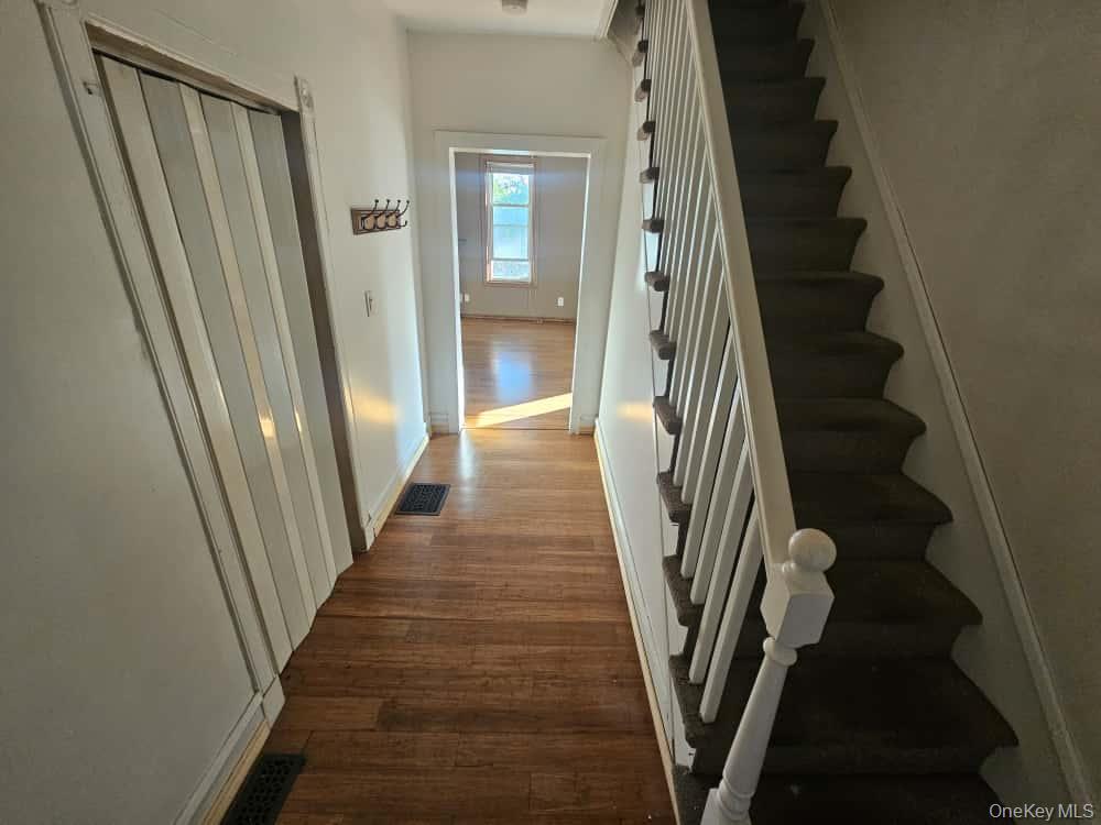 #4 photo, 9 Genung Street, Middletown , NY 10940