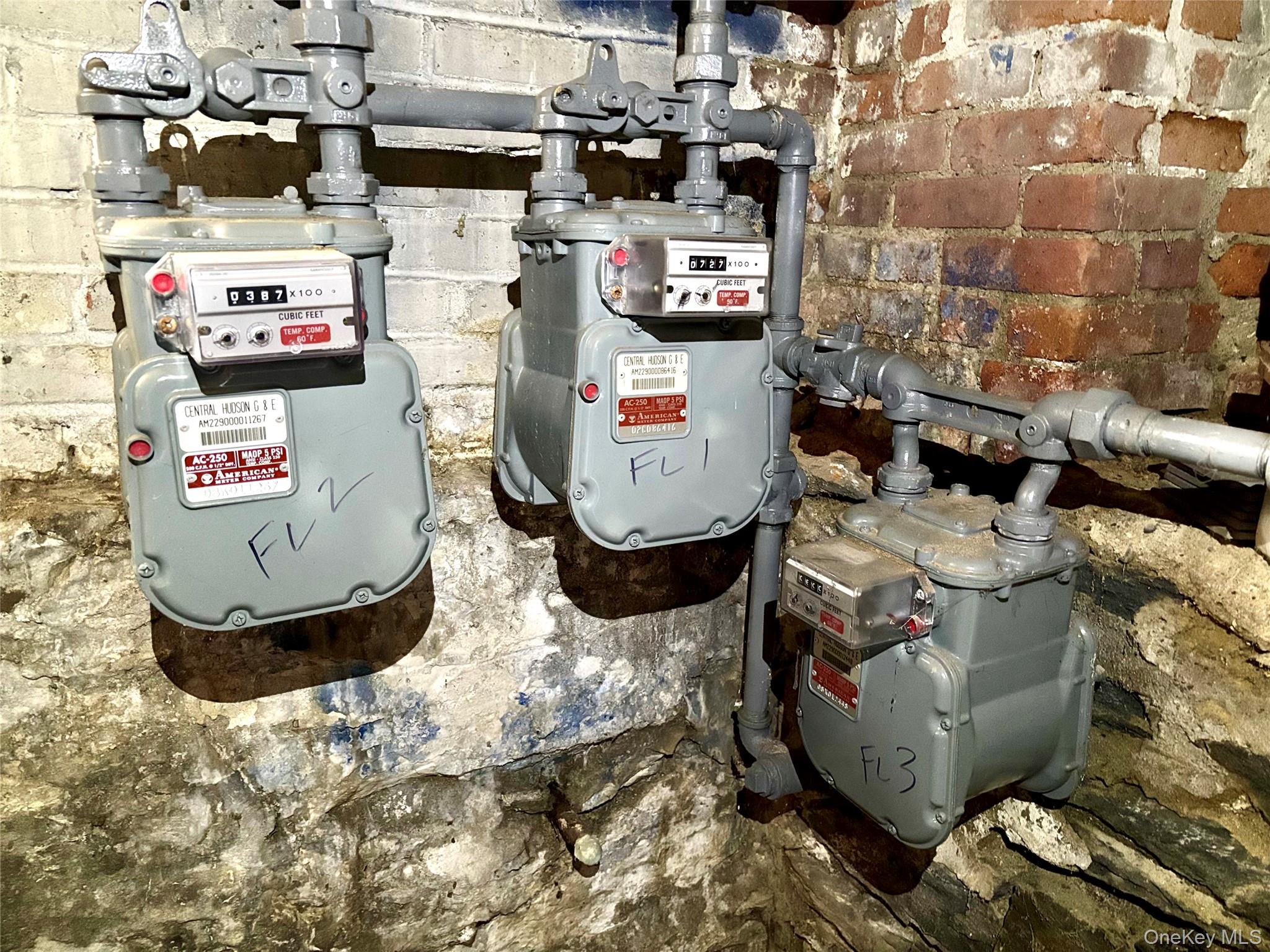 #9 photo, 25 Carroll Street, Poughkeepsie , NY 12601