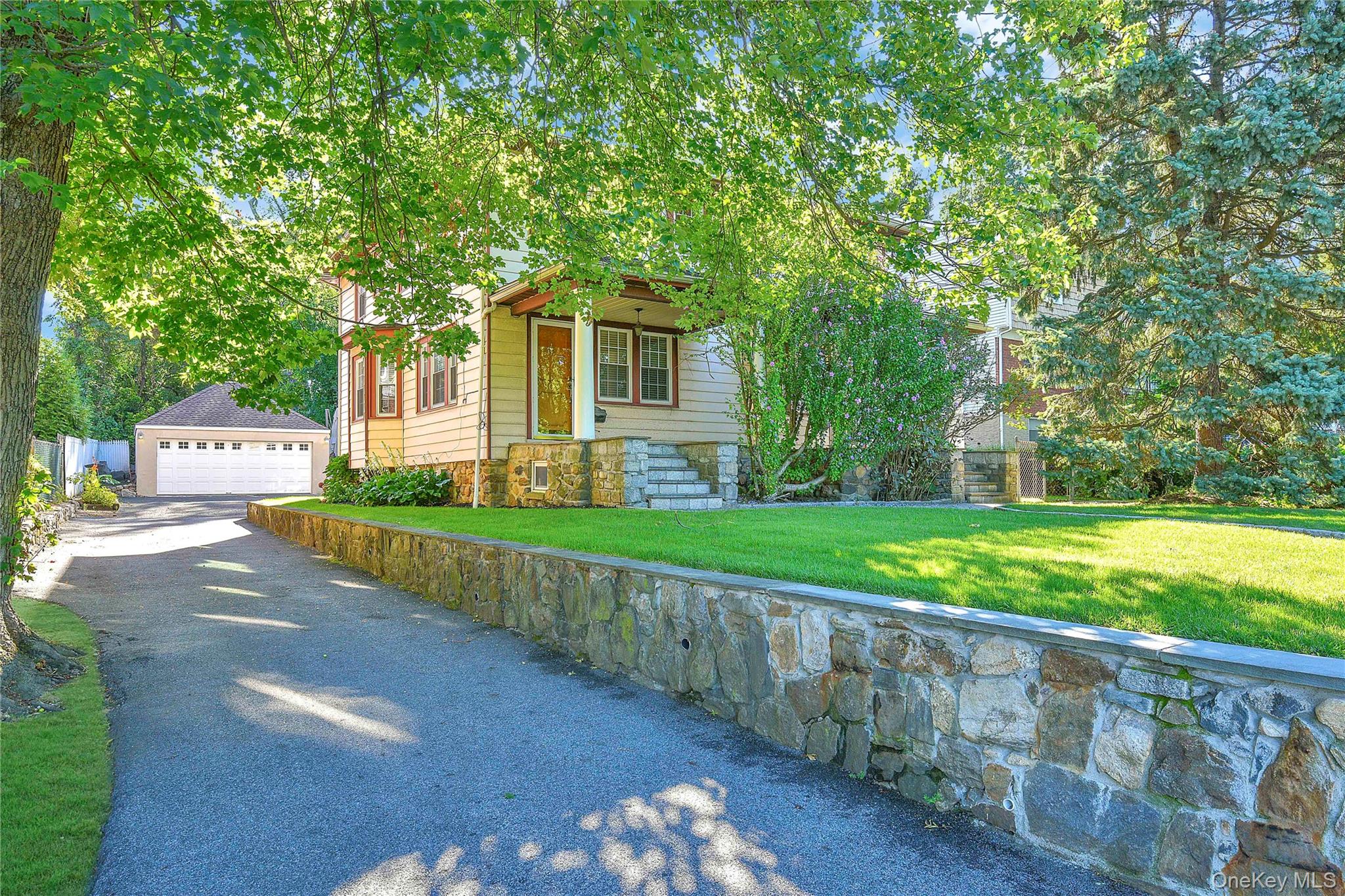 #1 photo, 806 Pelhamdale Avenue, 紐約州 New Rochelle , NY 10801