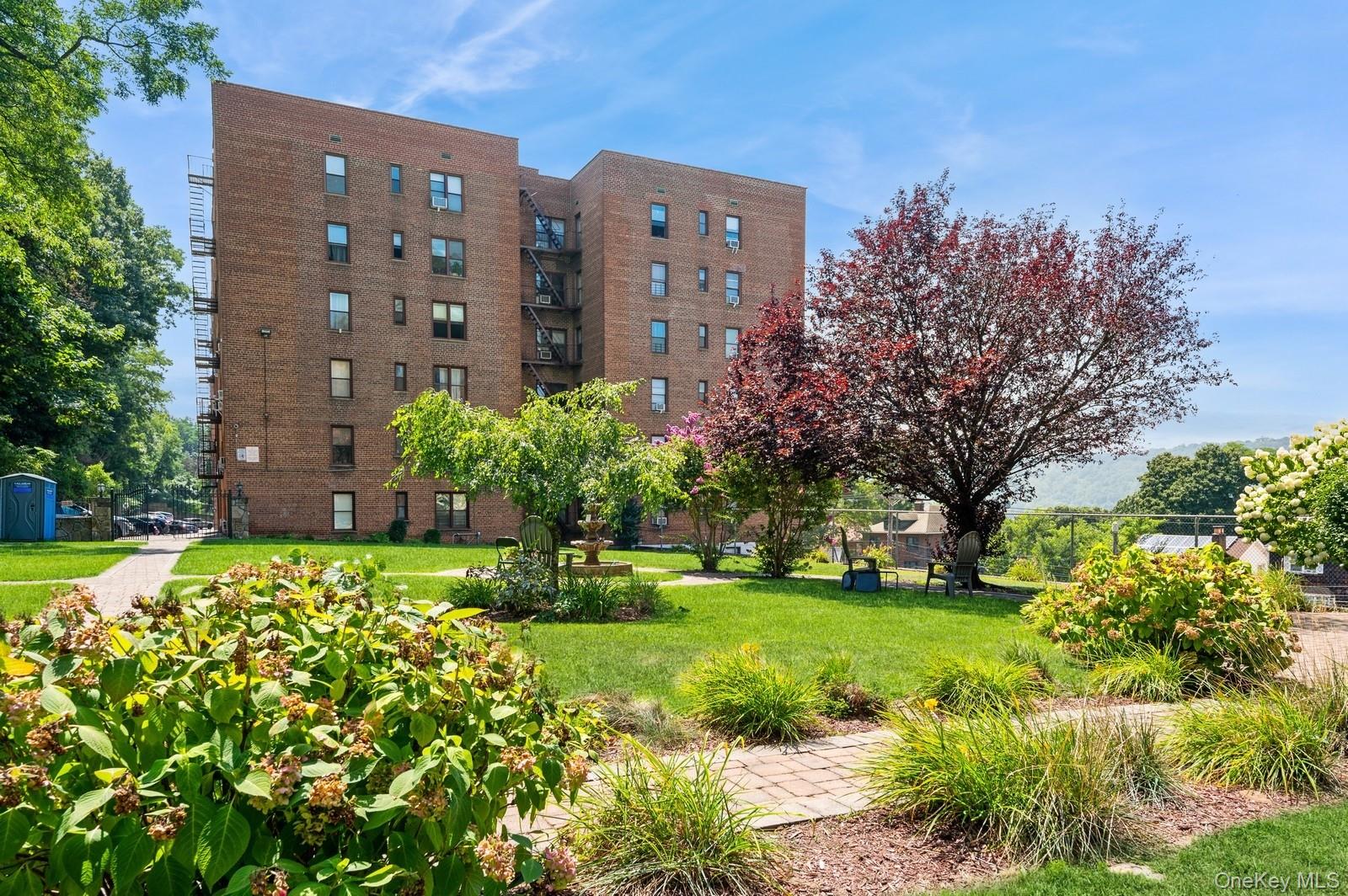 #13 photo, 678 Warburton Avenue, Yonkers , NY 10701