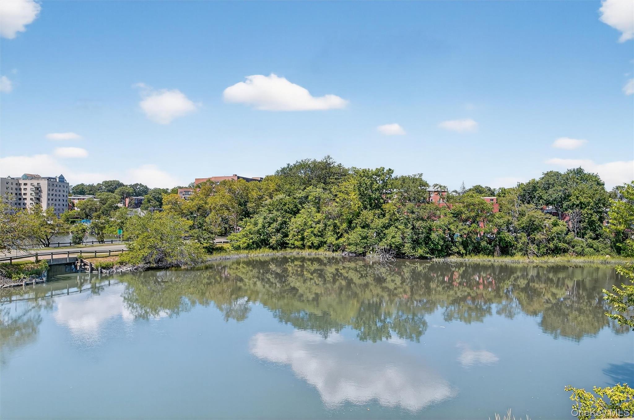 #19 photo, 37 Harbor Lane, New Rochelle , NY 10805