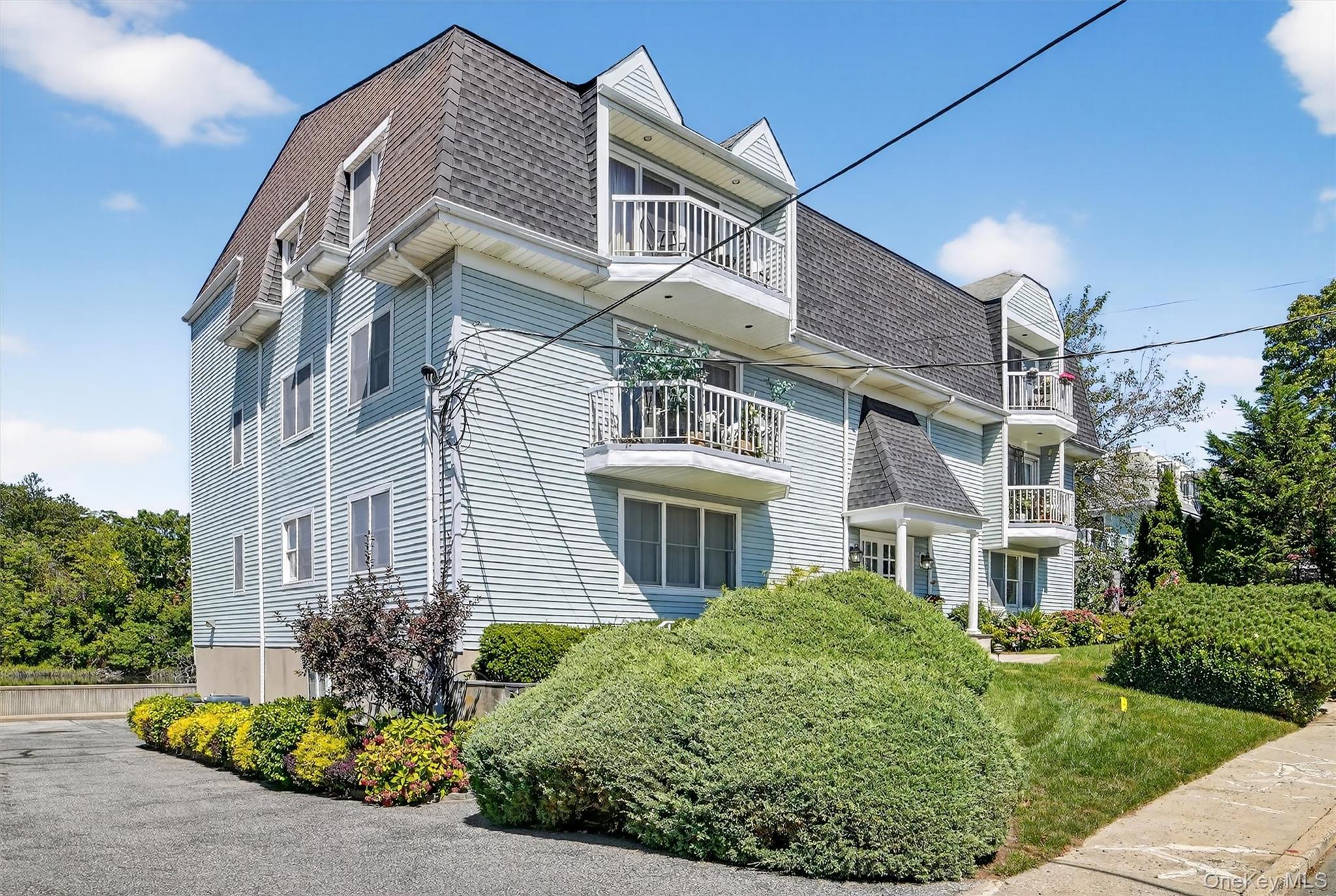 #2 photo, 37 Harbor Lane, New Rochelle , NY 10805