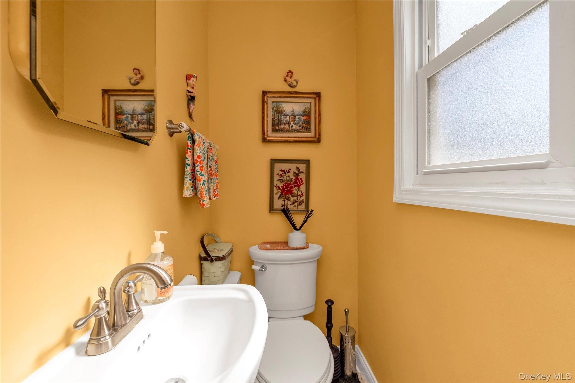 #12 photo, 16 Farnum Street, Lynbrook , NY 11563