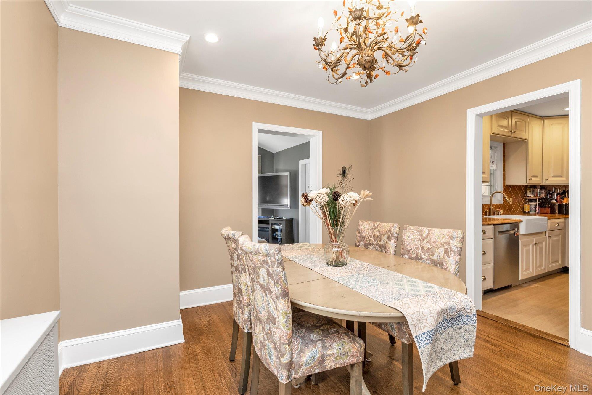 #7 photo, 16 Farnum Street, Lynbrook , NY 11563