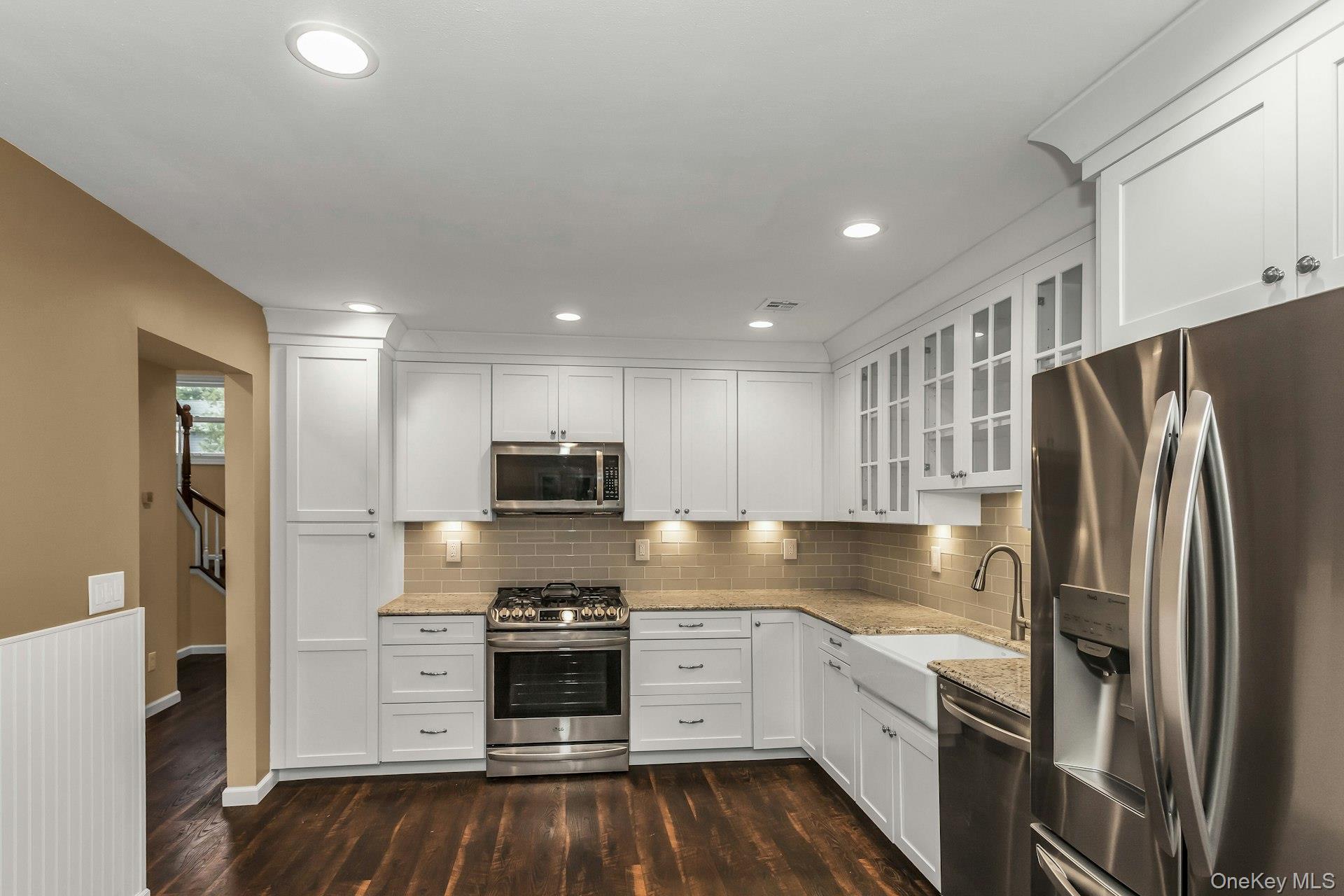 #4 photo, 159 Alicia Drive, サフォーク郡 North Babylon , NY 11703