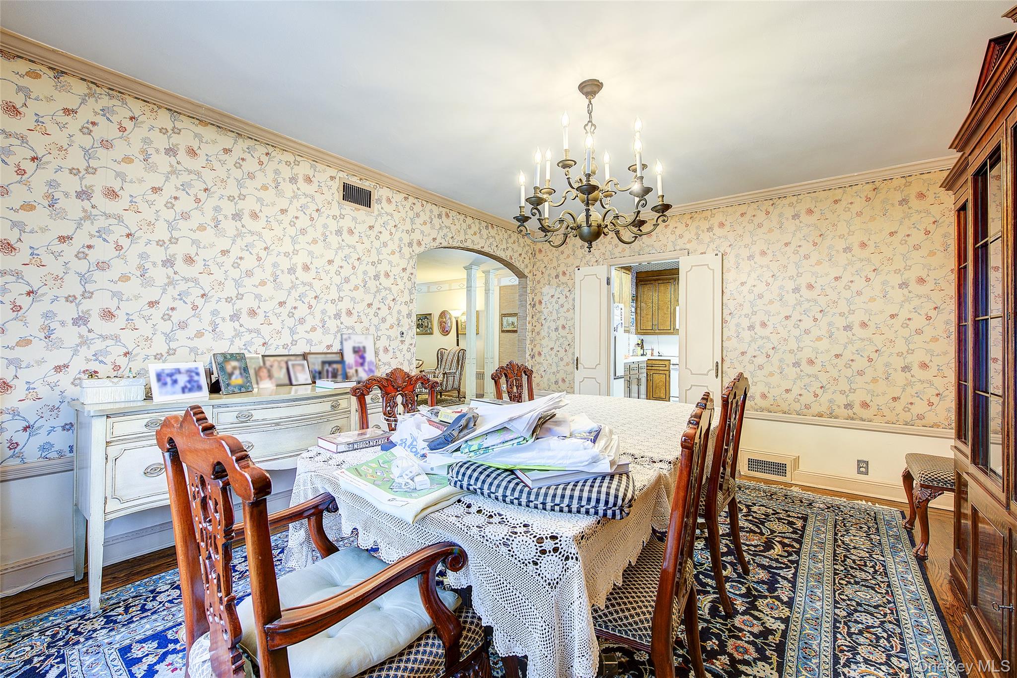 #11 photo, 135-40 78th Road, クイーンズ区 Kew Garden Hills , NY 11367