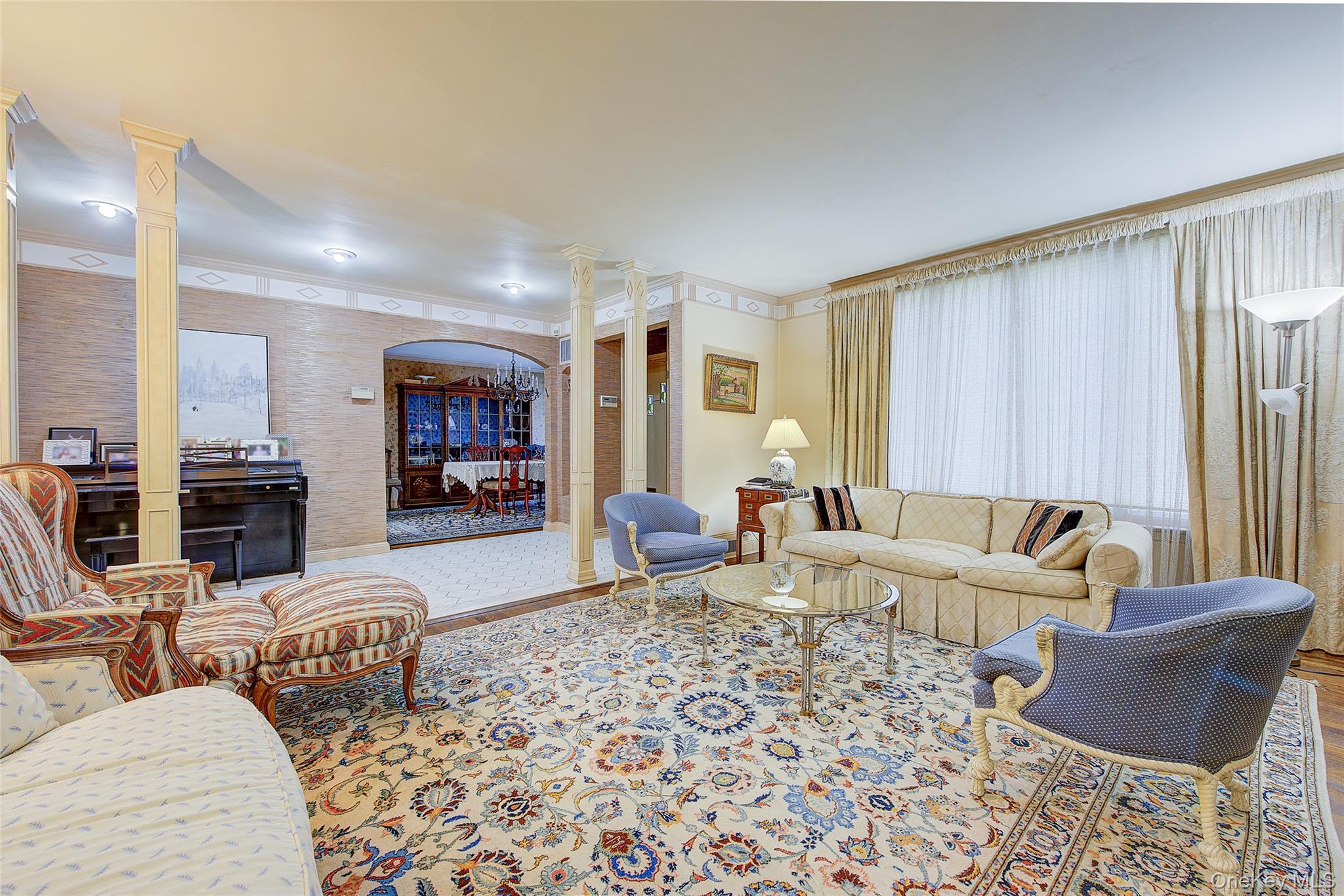 #8 photo, 135-40 78th Road, クイーンズ区 Kew Garden Hills , NY 11367