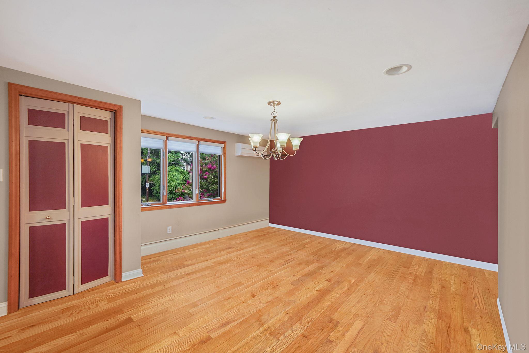 #11 photo, 40 Valentine Avenue, ナッソー郡 Glen Cove , NY 11542