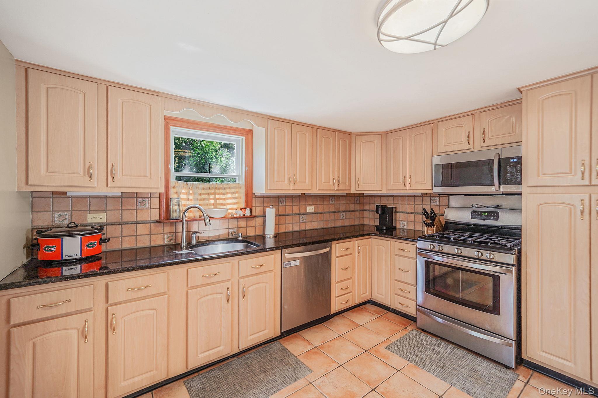 #6 photo, 40 Valentine Avenue, ナッソー郡 Glen Cove , NY 11542