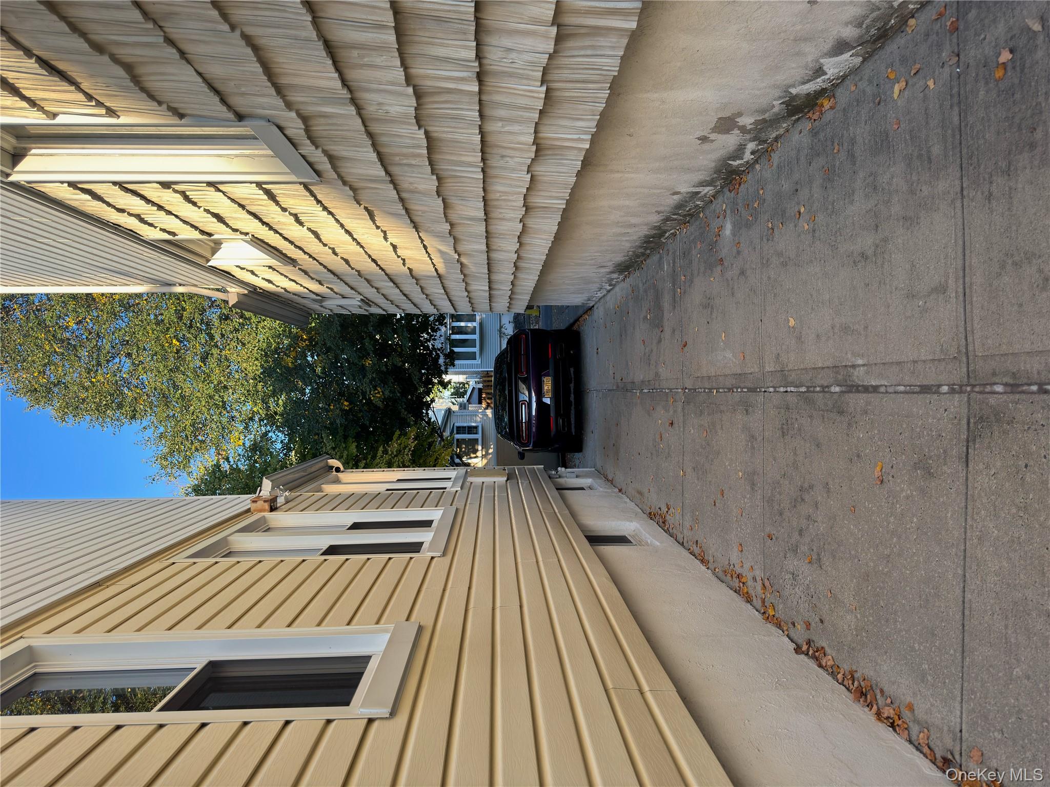 #10 photo, 7842 64th Lane, クイーンズ区 Glendale , NY 11385