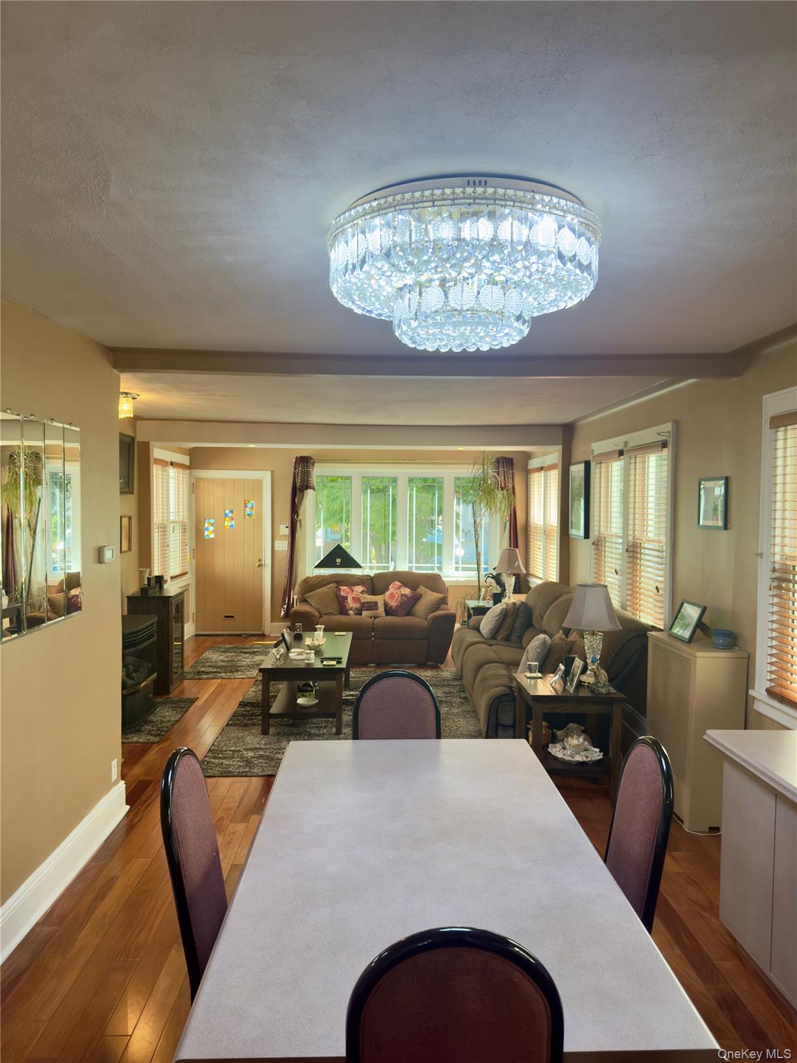 #3 photo, 7842 64th Lane, クイーンズ区 Glendale , NY 11385