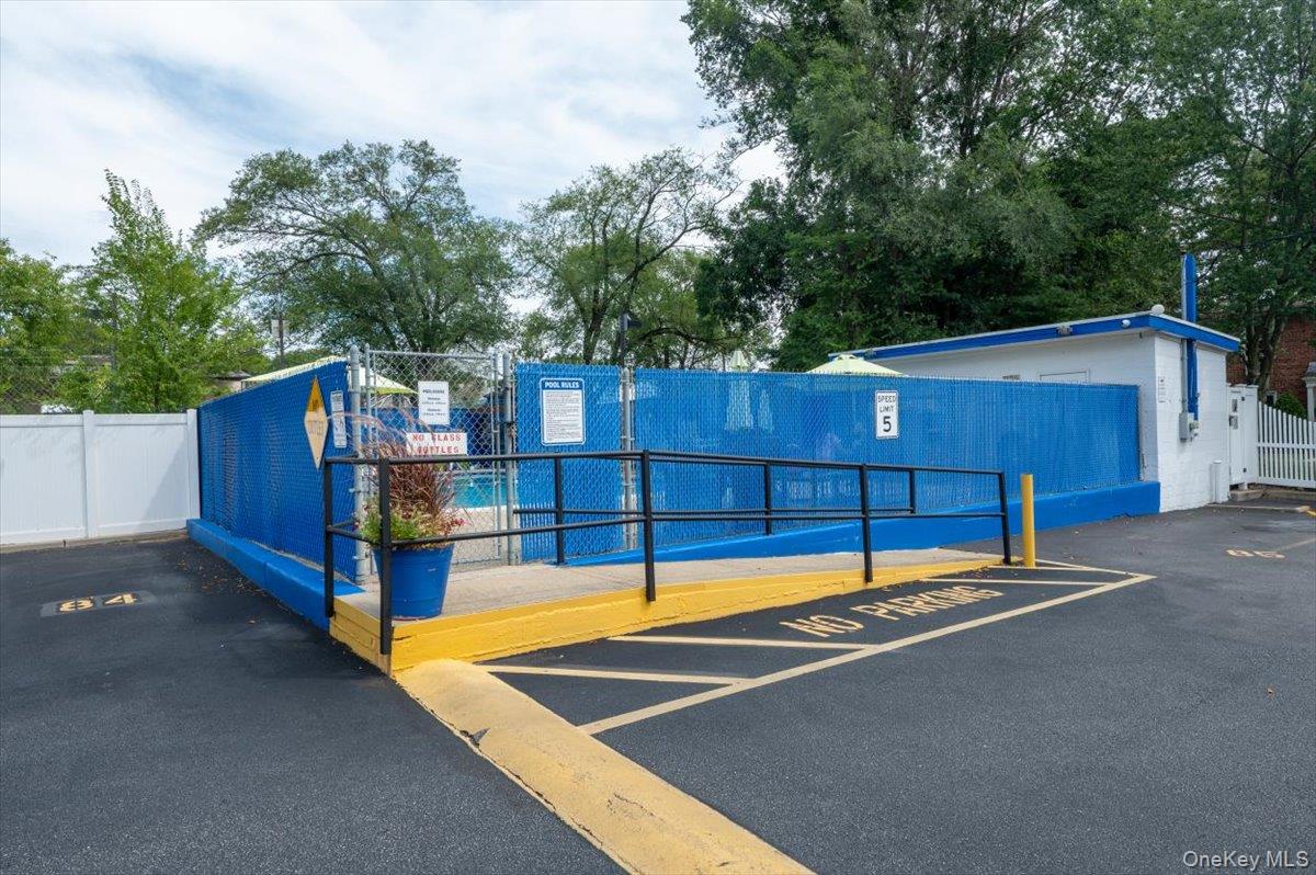 #14 photo, 1600 Grand Avenue, ナッソー郡 Baldwin , NY 11510